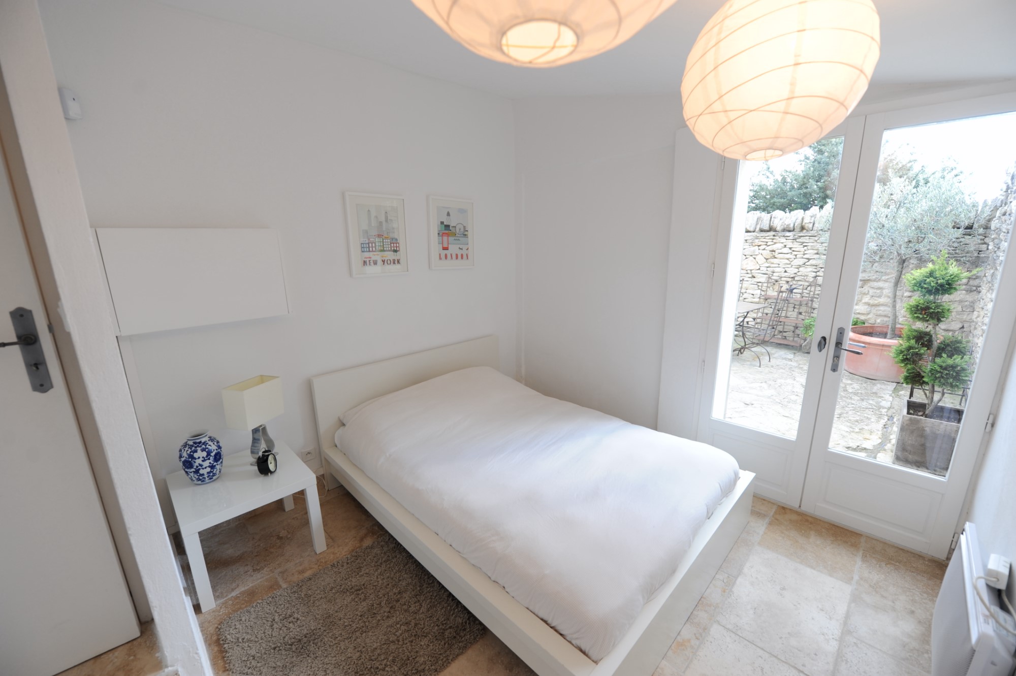 En Luberon, à vendre, maison de charme ave piscine, jardin et terrasse 