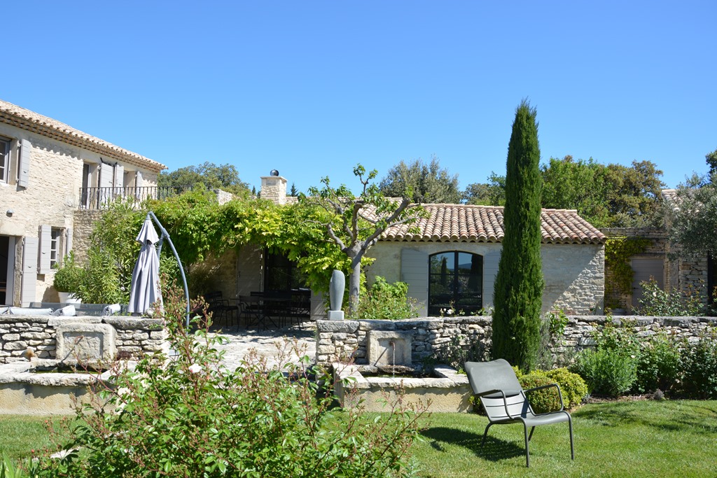 Cuine Provençale et mets locaux