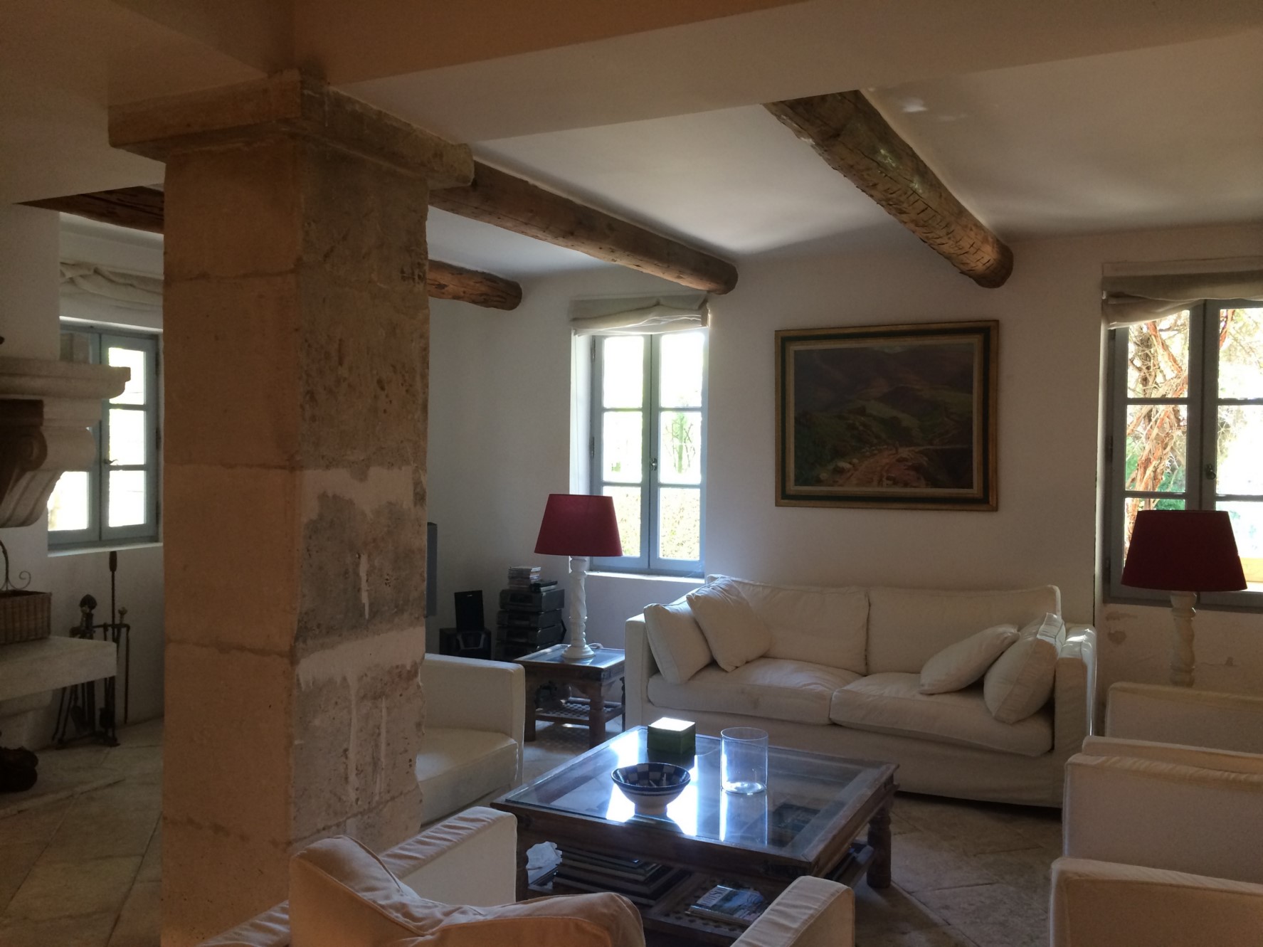 Très belle propriété du XVIIème siècle restaurée et avec vue sur le Lubéron   