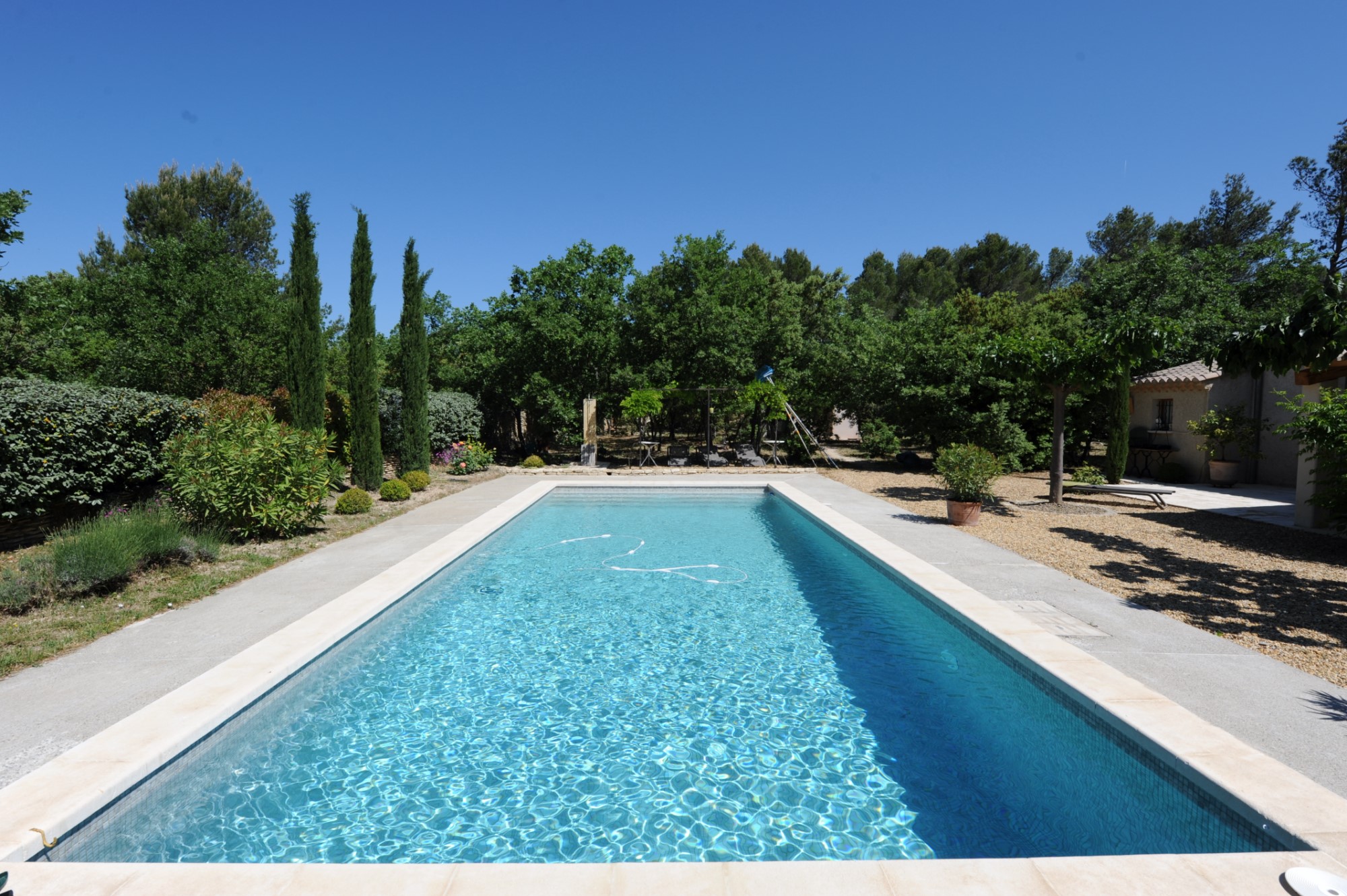 A vendre, maison avec piscine   en Luberon, maison traditionnelle de plain-pied  