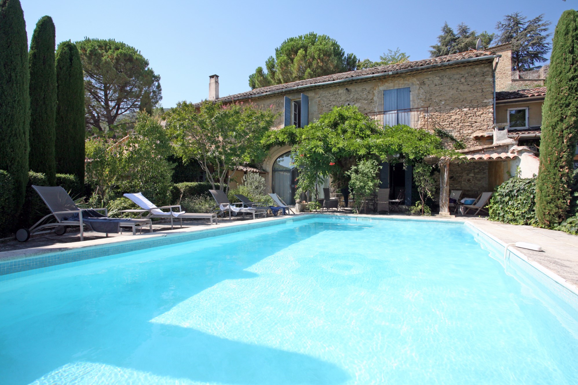 En vente,  en Luberon, maison restaurée du XVIIIème siècle  