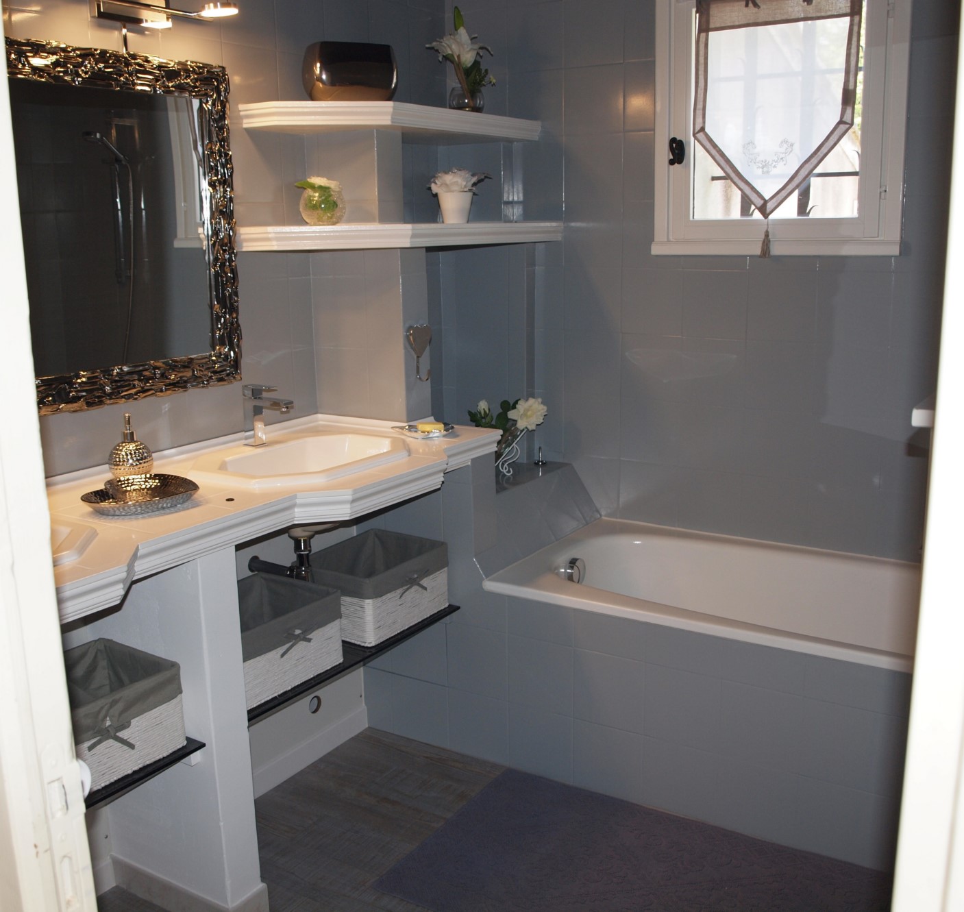 A vendre à l'Isle-sur-la-Sorgue, ensemble constitué de deux petites maison   