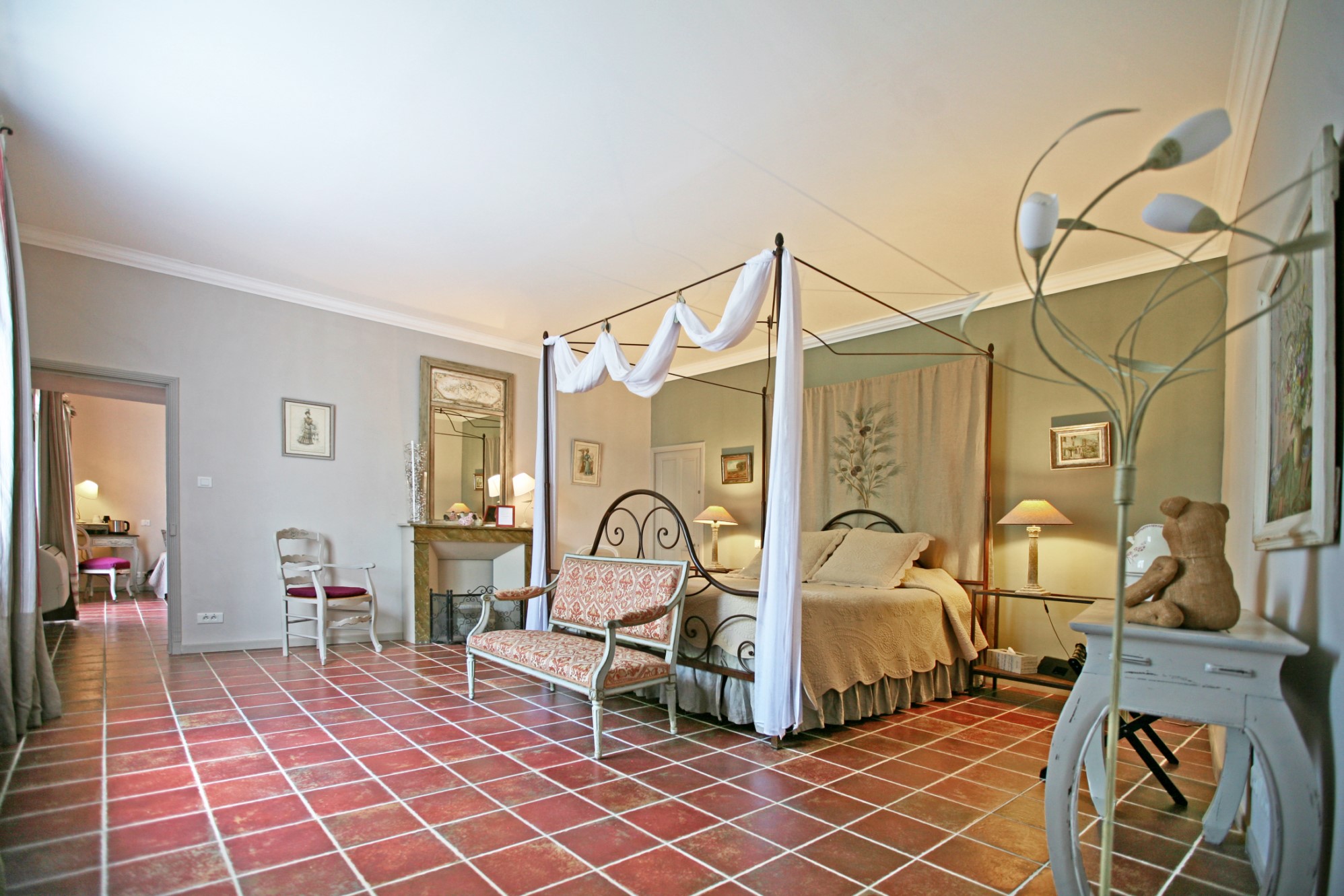 Bastide provençale avec grand jardin et piscine à vendre   en Provence