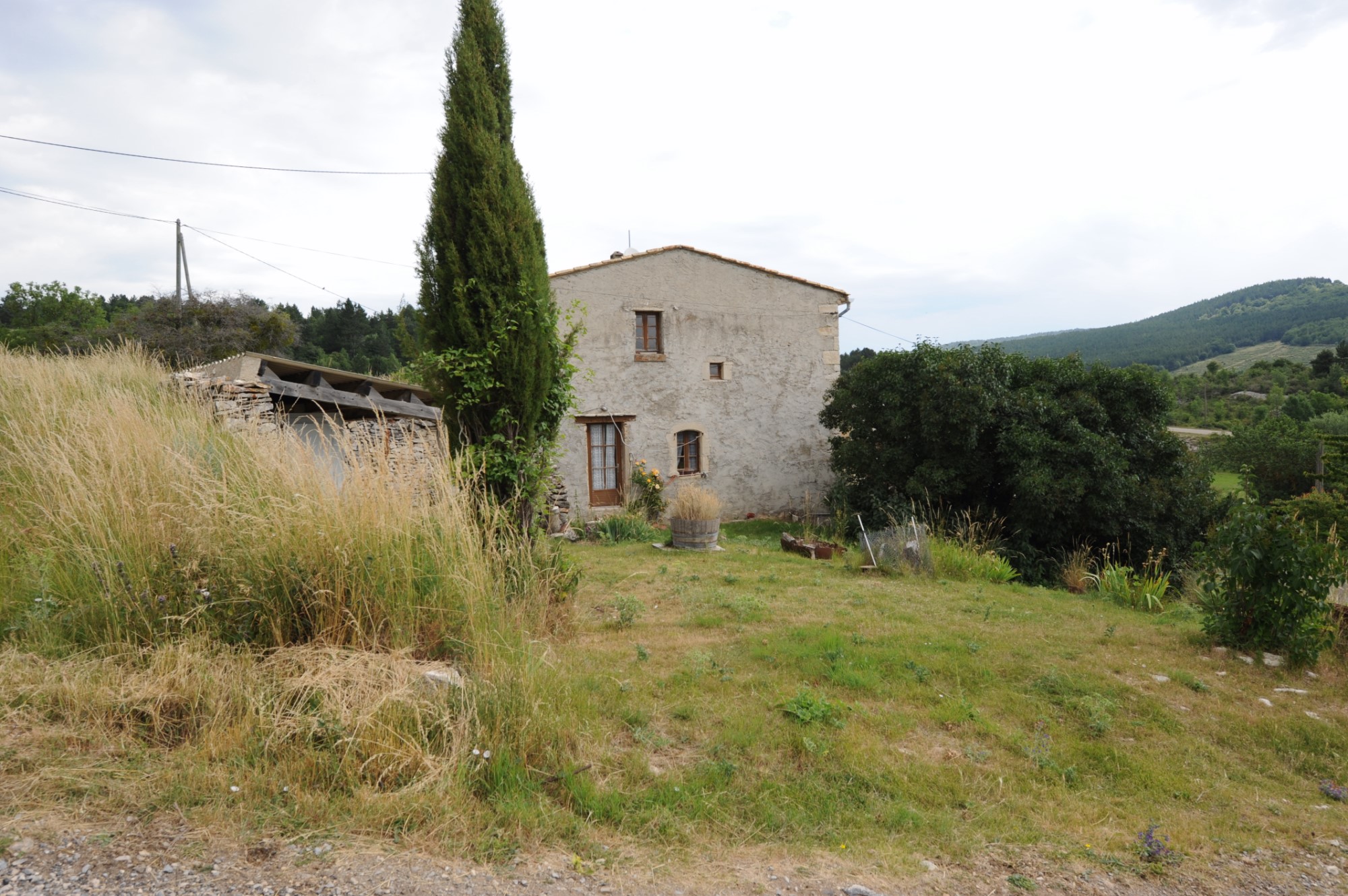 Ferme à restaurer à vendre en Provence
