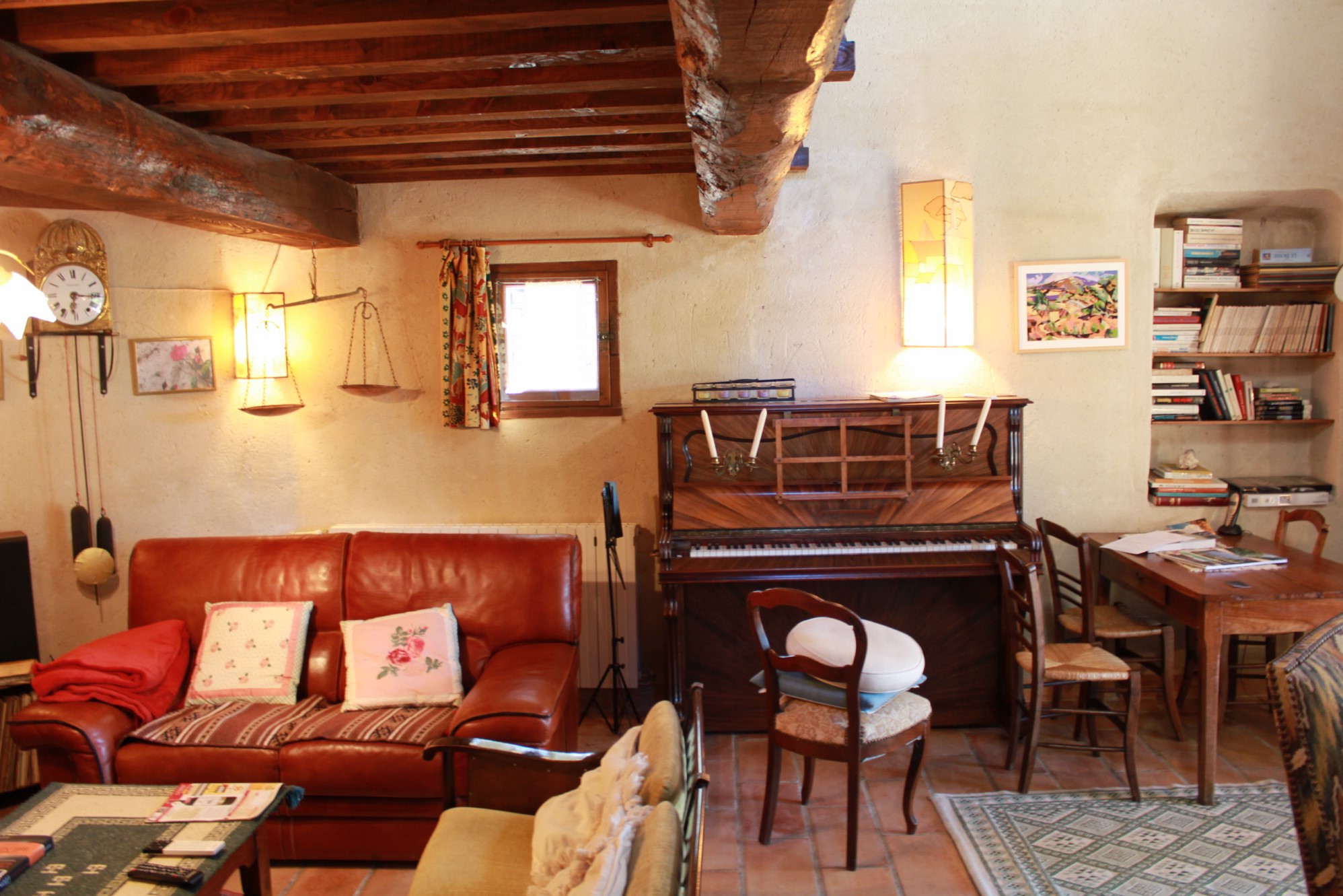 Maison traditionnelle avec piscine au calme   à vendre à Cabrières d'Avignon