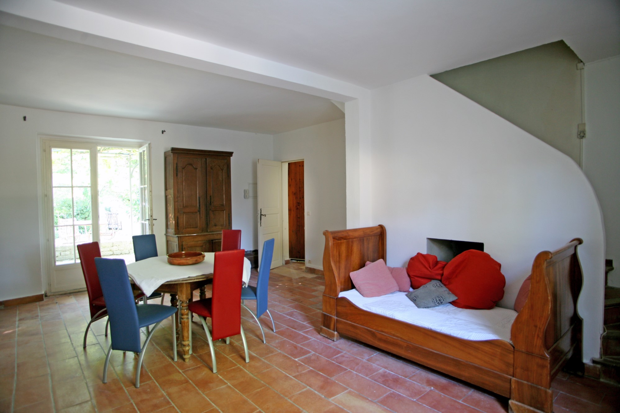 Maison en pierres avec vues à vendre dans le Luberon    