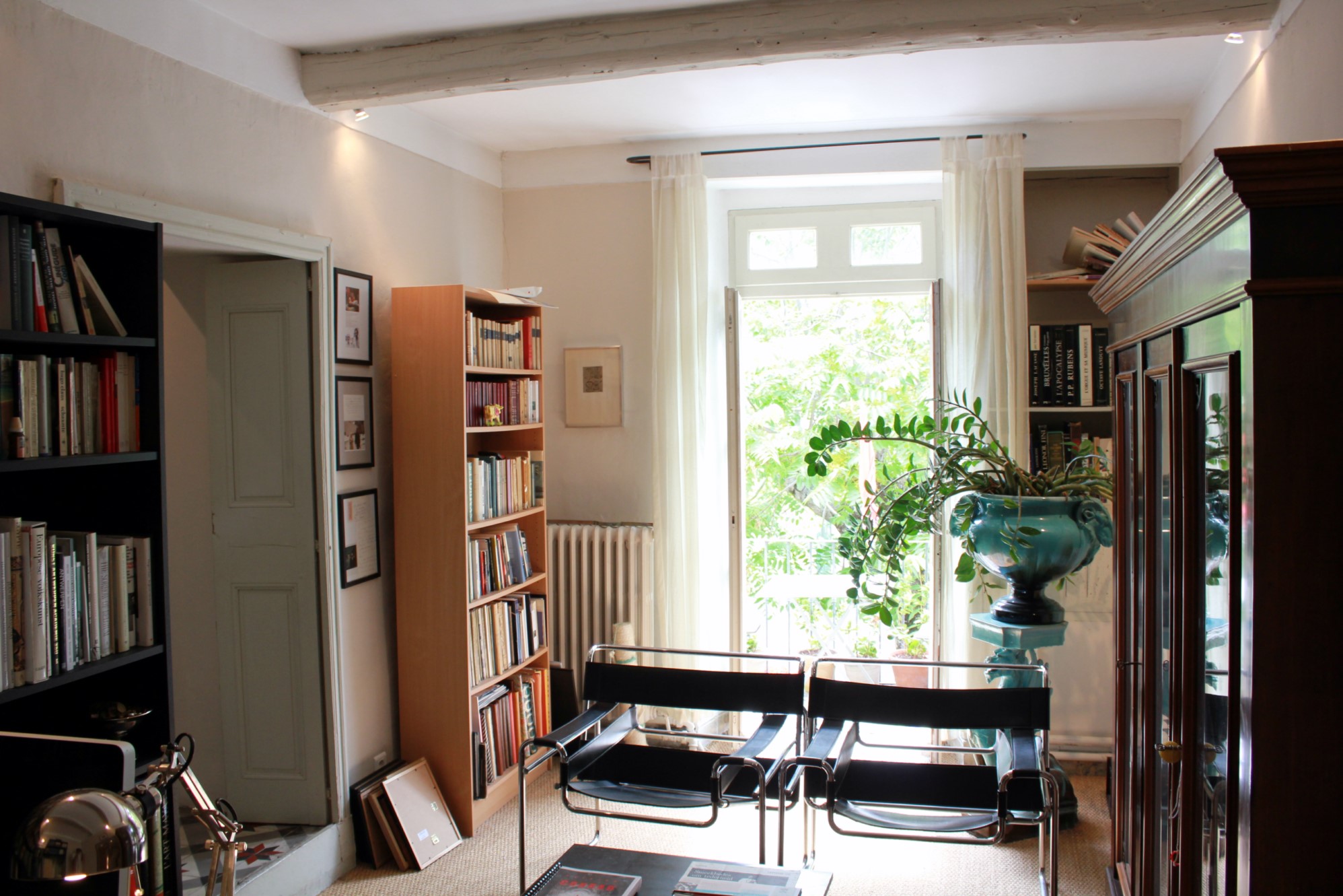 Magnifique maison de village aux beaux volumes en vente à Cabrières d'Avignon   