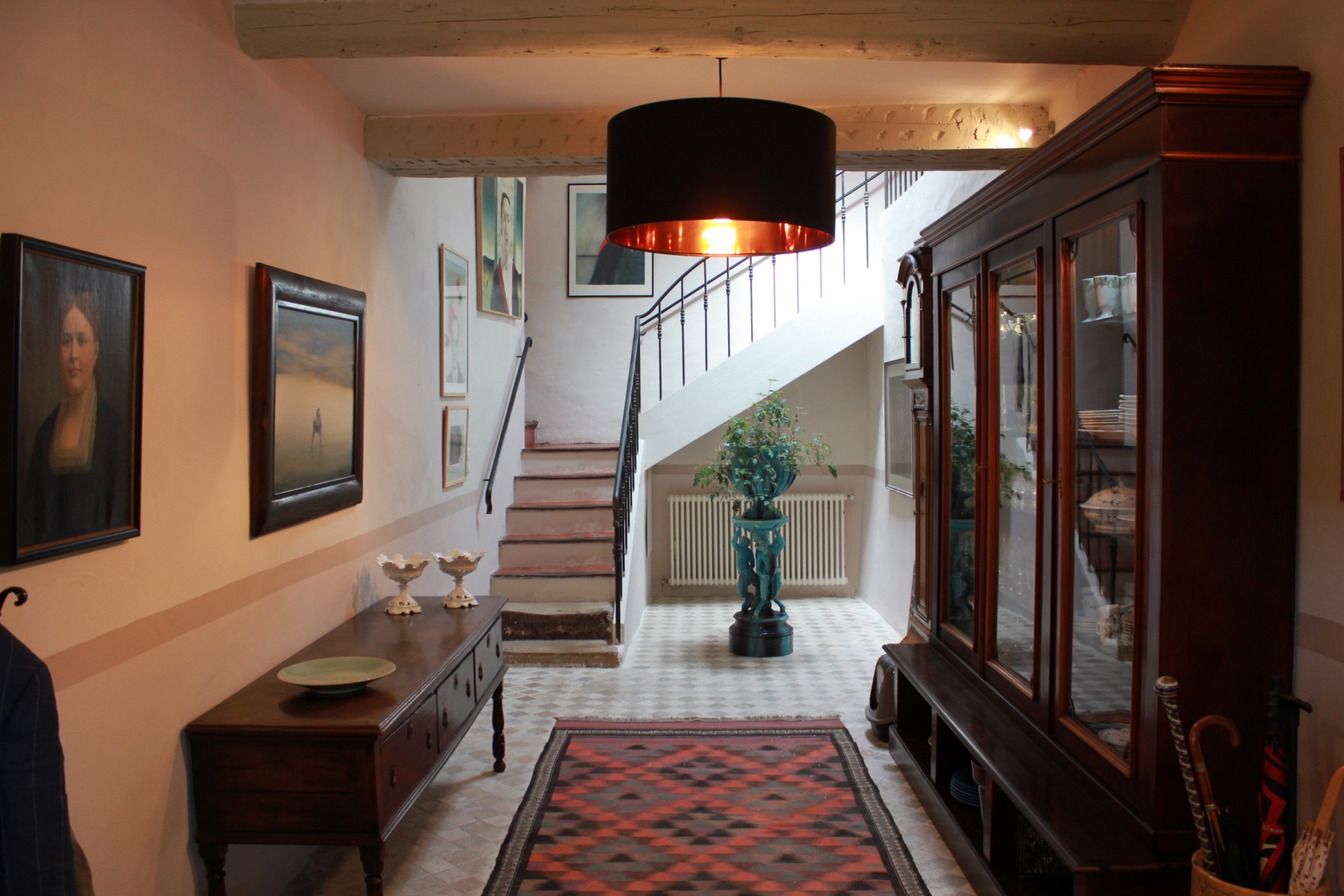 Magnifique maison de village aux beaux volumes en vente à Cabrières d'Avignon   