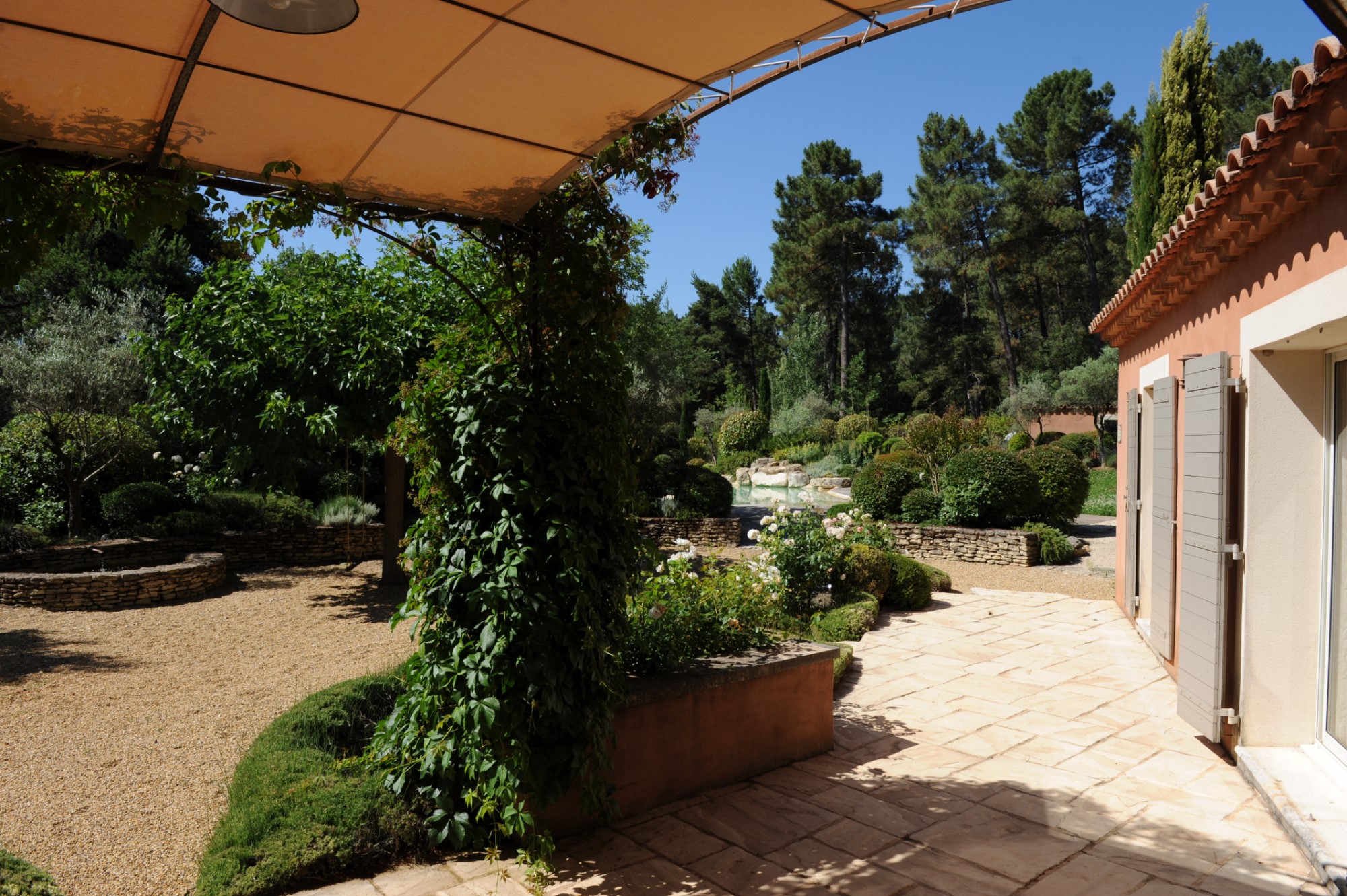 Belle maison à vendre à Roussillon dans le Luberon
