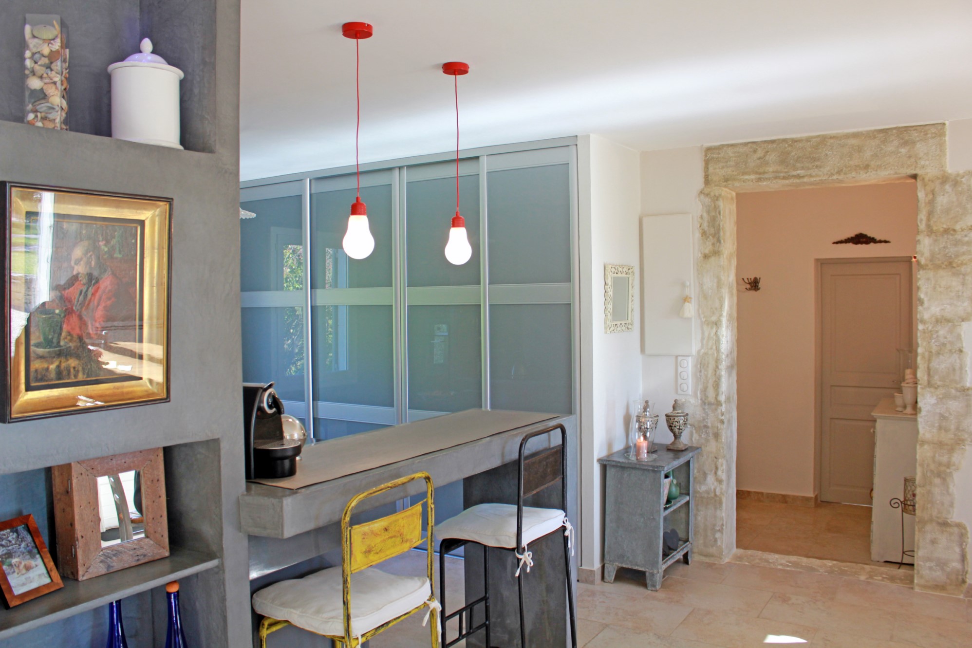Villa de plain pied avec dépendances à vendre en Luberon   