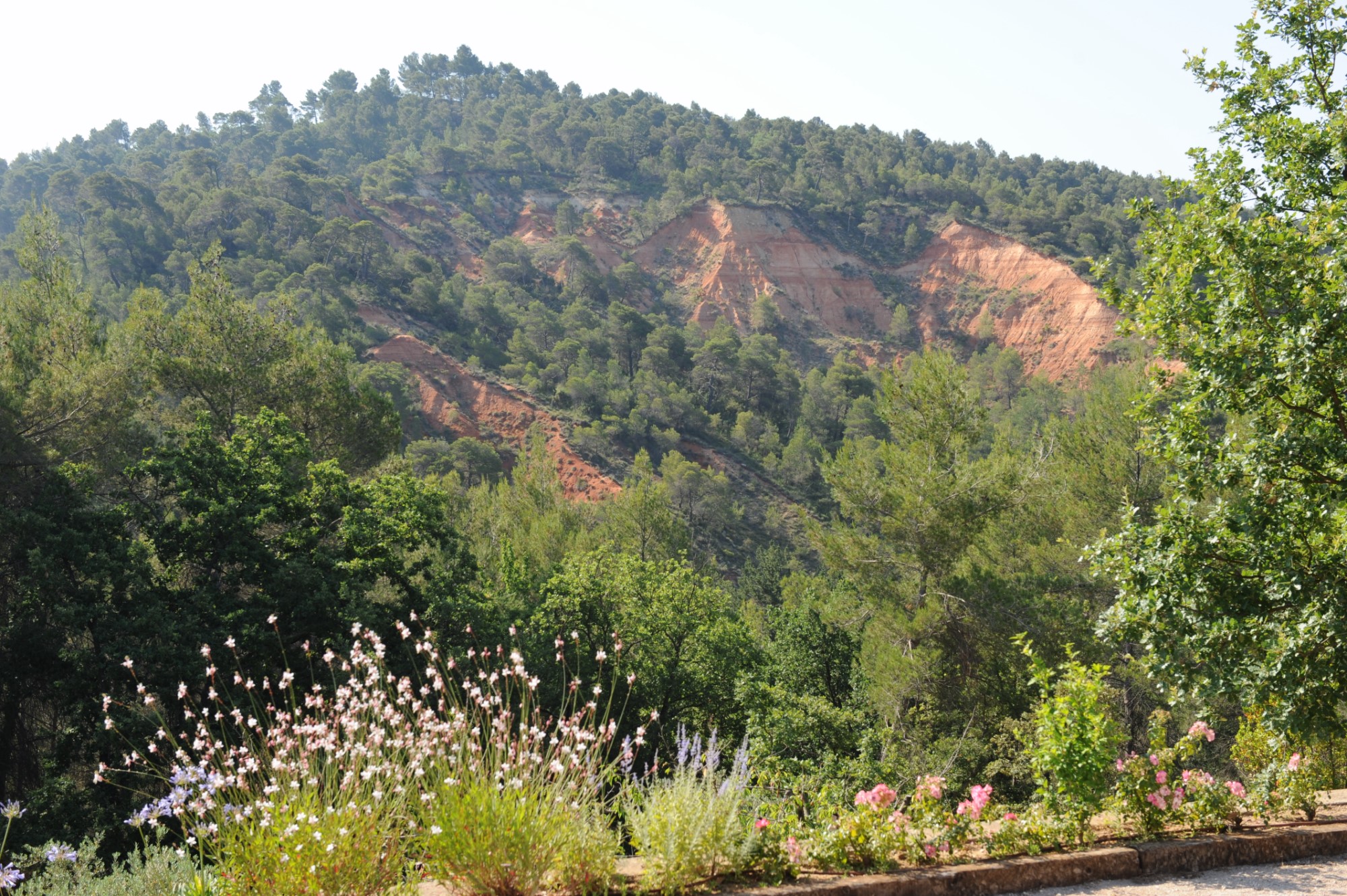 Villa de plain-pied avec vues superbes à vendre dans le Luberon    
