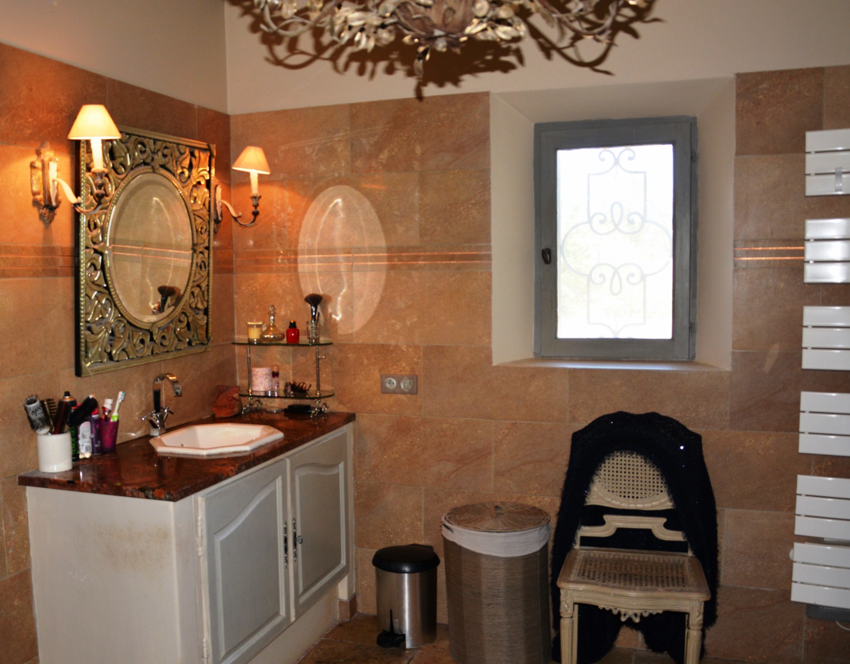 Très belle propriété à vendre au coeur du Luberon    