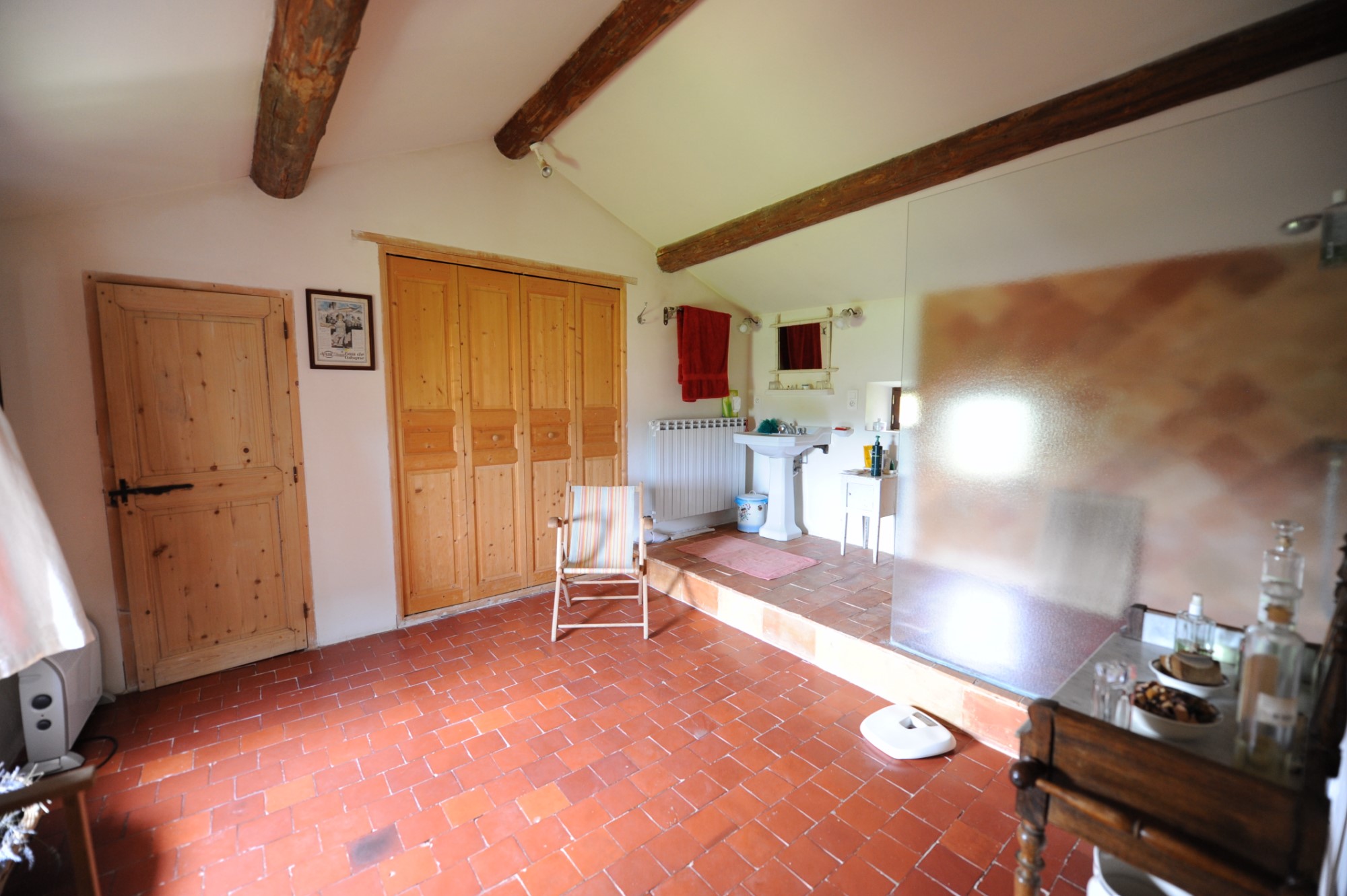 A vendre en Luberon, jolie maison de hameau avec grand jardin    