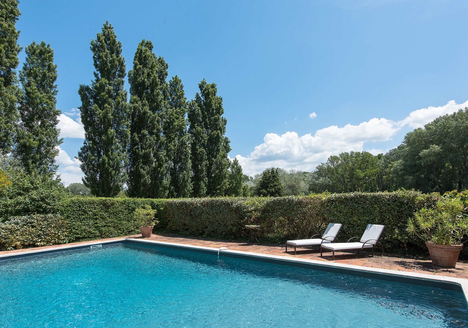 Belle maison de charme avec annexes à vendre à Gordes    