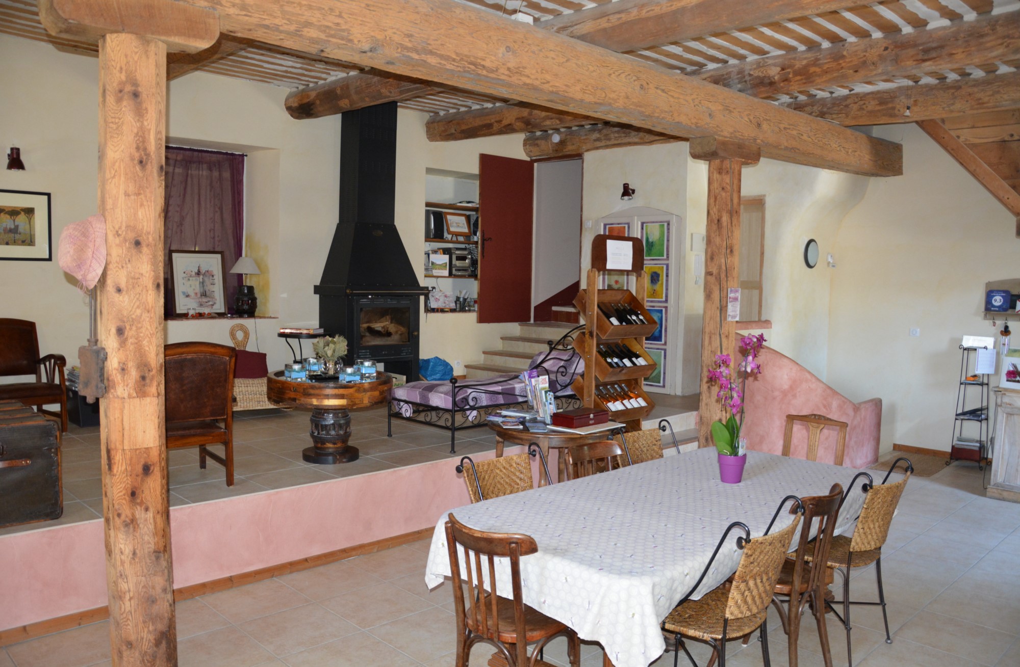 Belle bastide avec gites aux portes du Luberon à vendre   