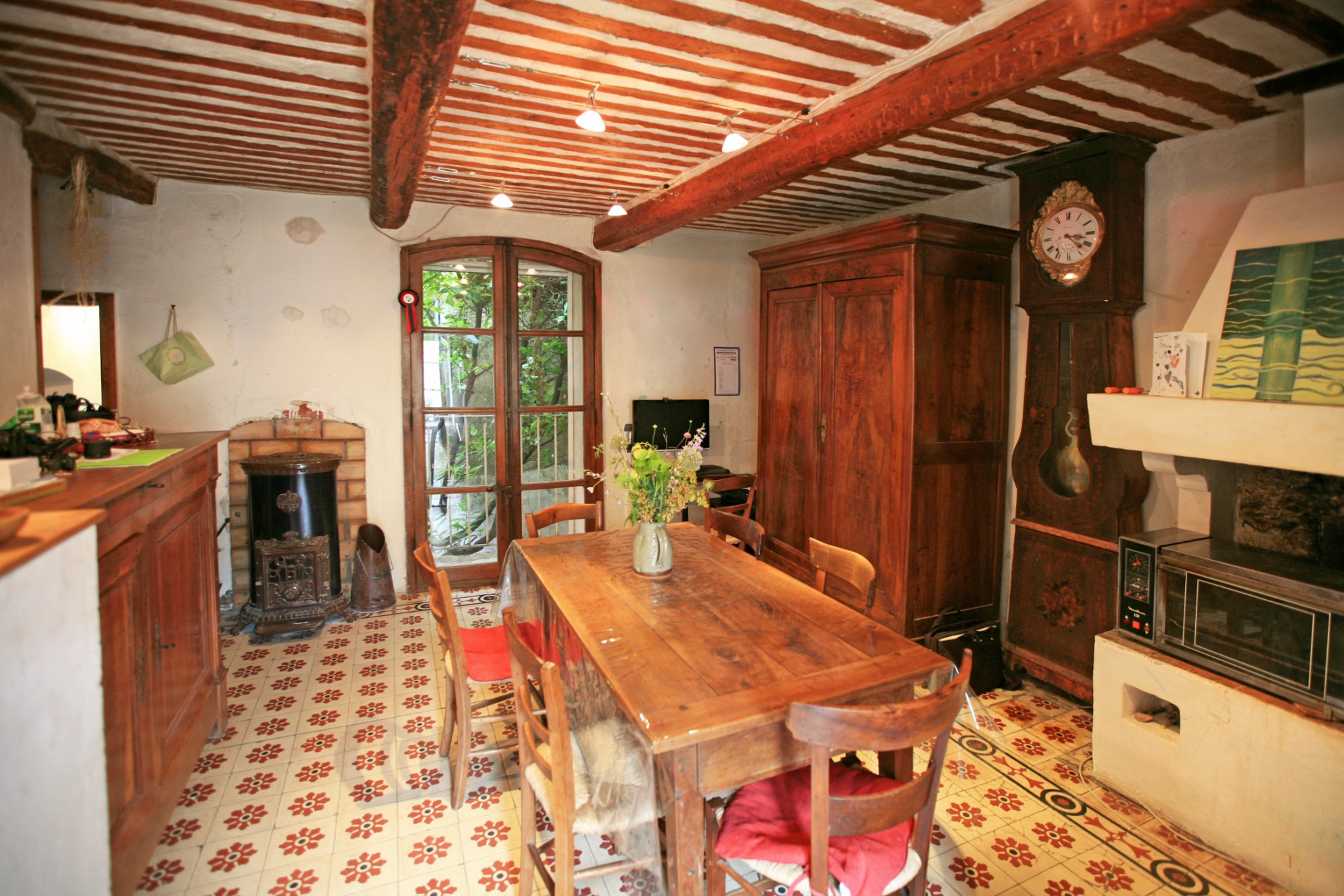 A vendre, maison au cœur d’un hameau proche de Gordes