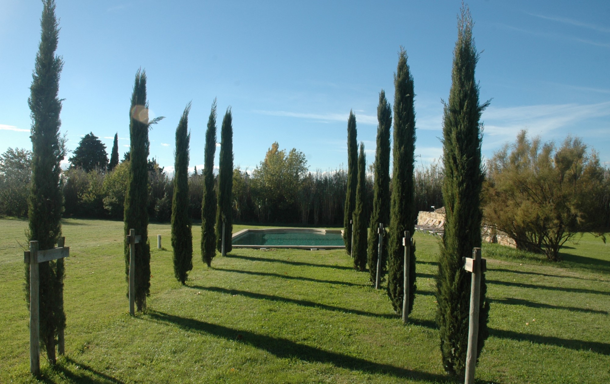 Mas restauré avec piscine à vendre en campagne dans le Luberon