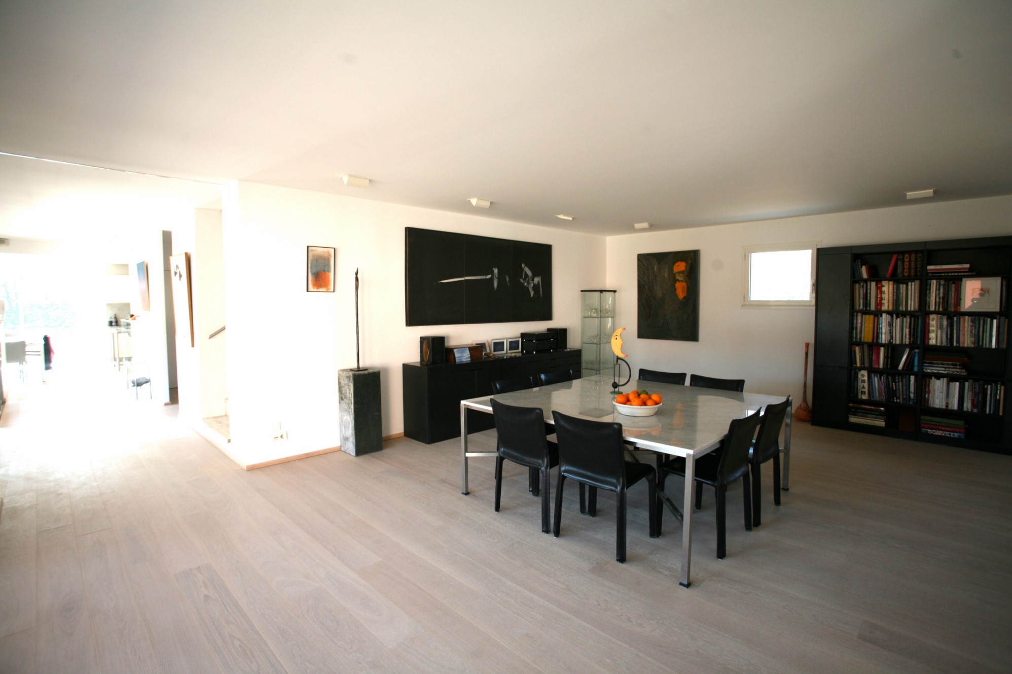 Maison contemporaine avec grande piscine et vue à vendre au coeur du Luberon   