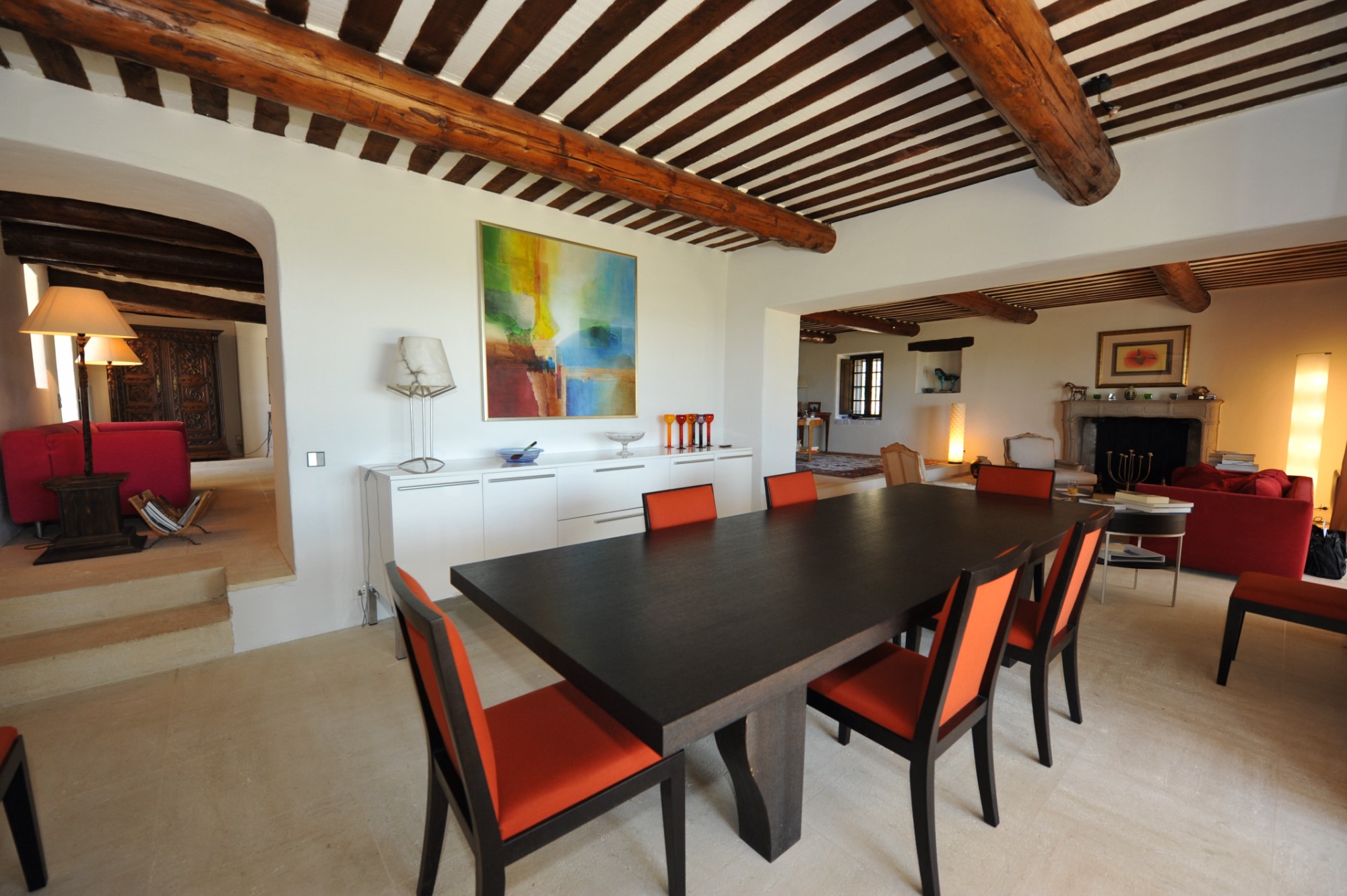 Bastide rénovée avec piscine et vues sublimes à vendre à Gordes    