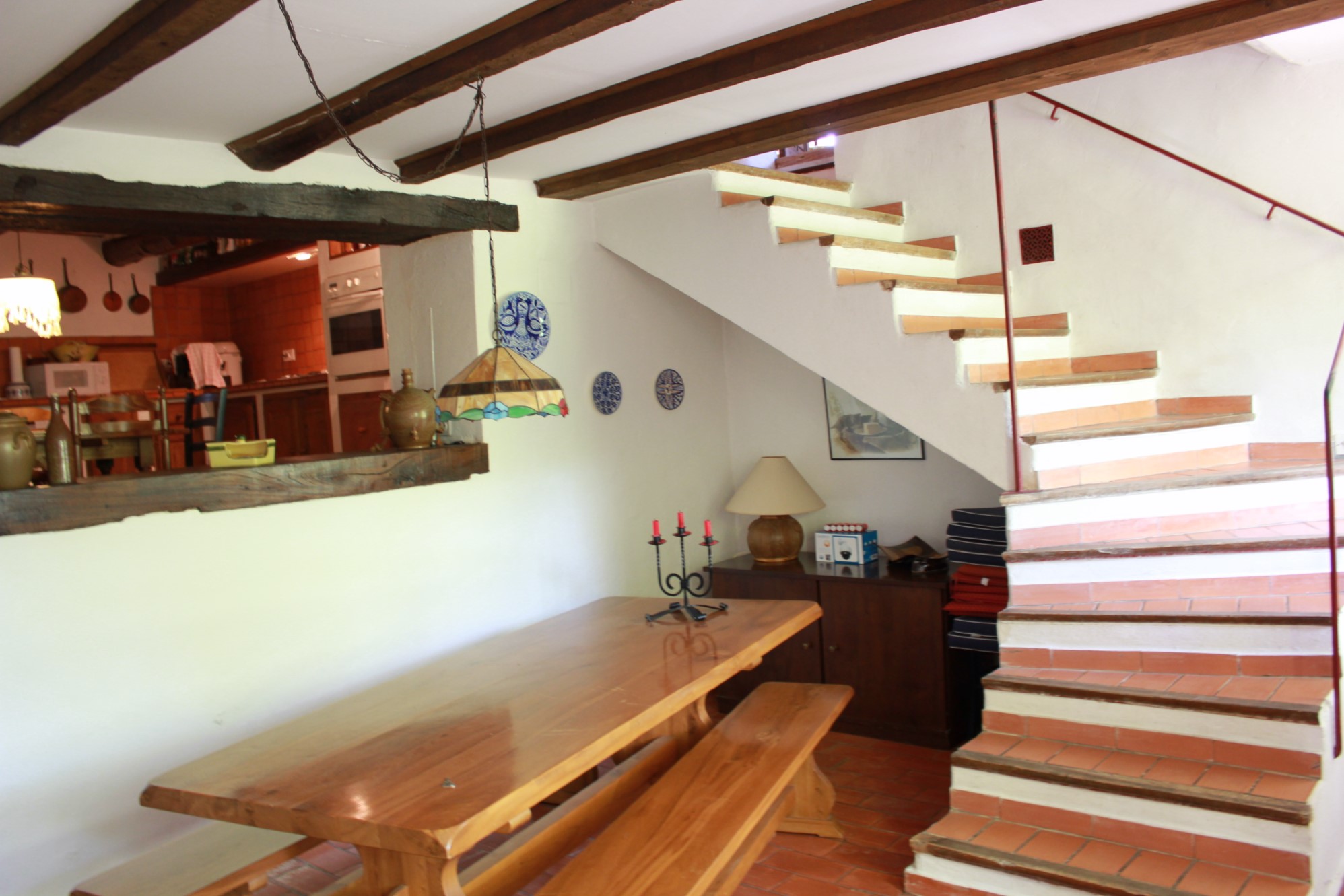 A vendre au coeur du Luberon, maison de hameau avec beau jardin   