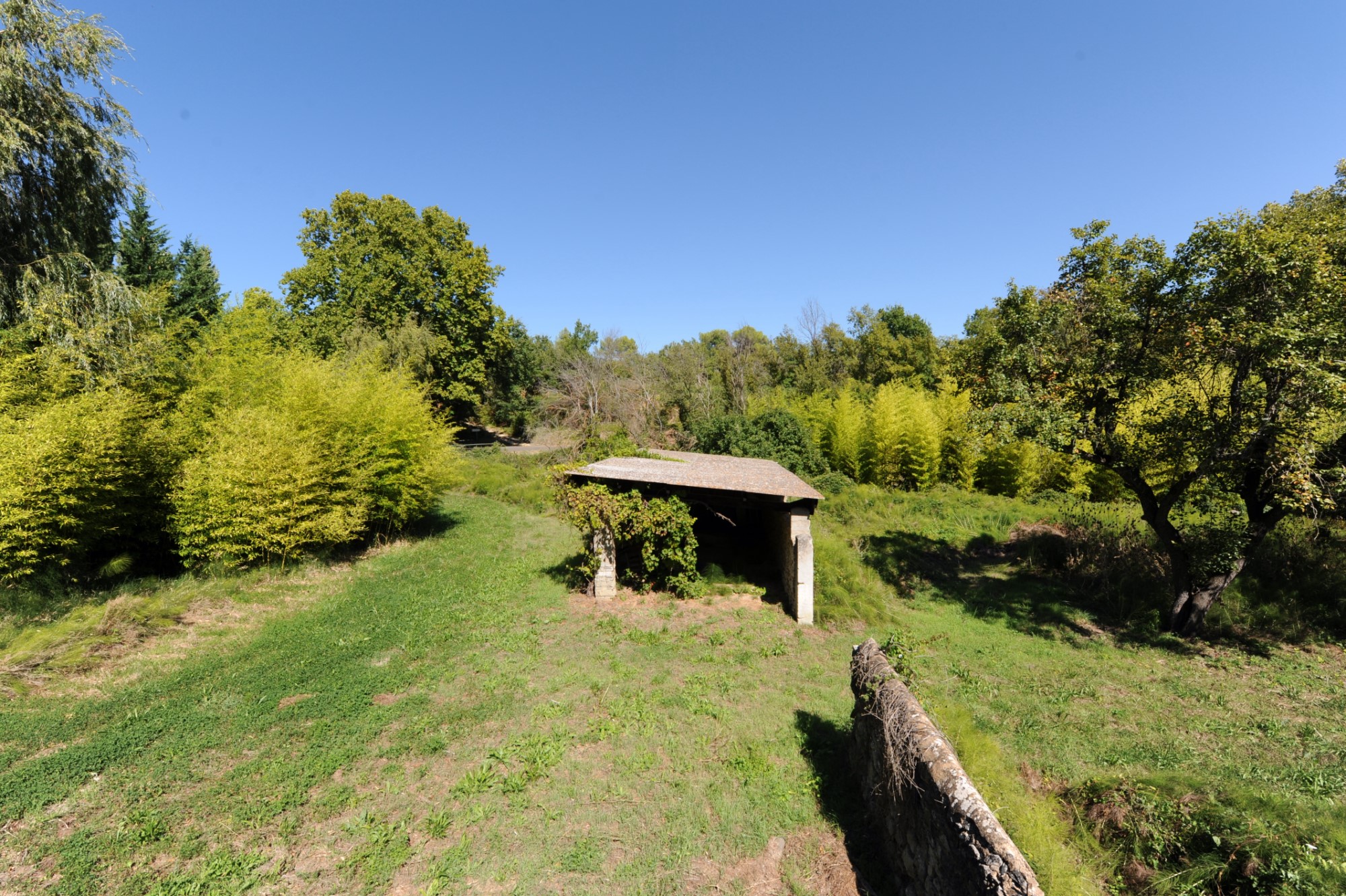 Propriété à rénover en Provence