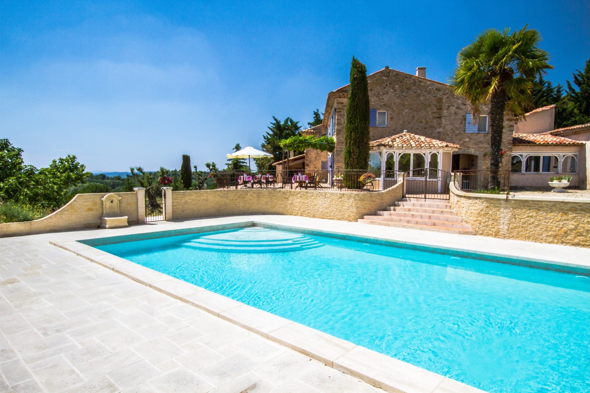 Bastide avec piscine à vendre dans le Luberon