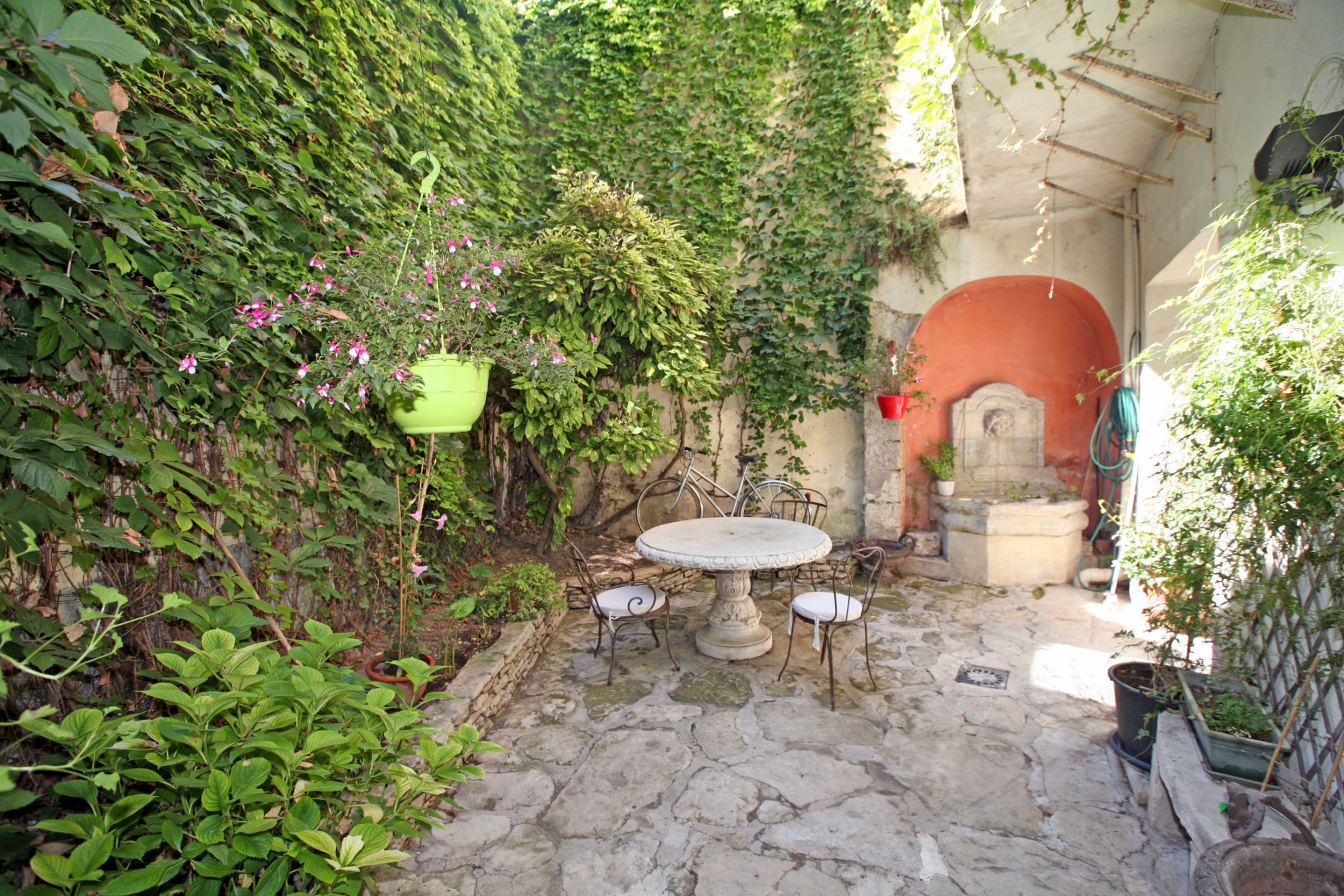 Elégante maison bourgeoise à vendre aux portes du Luberon   
