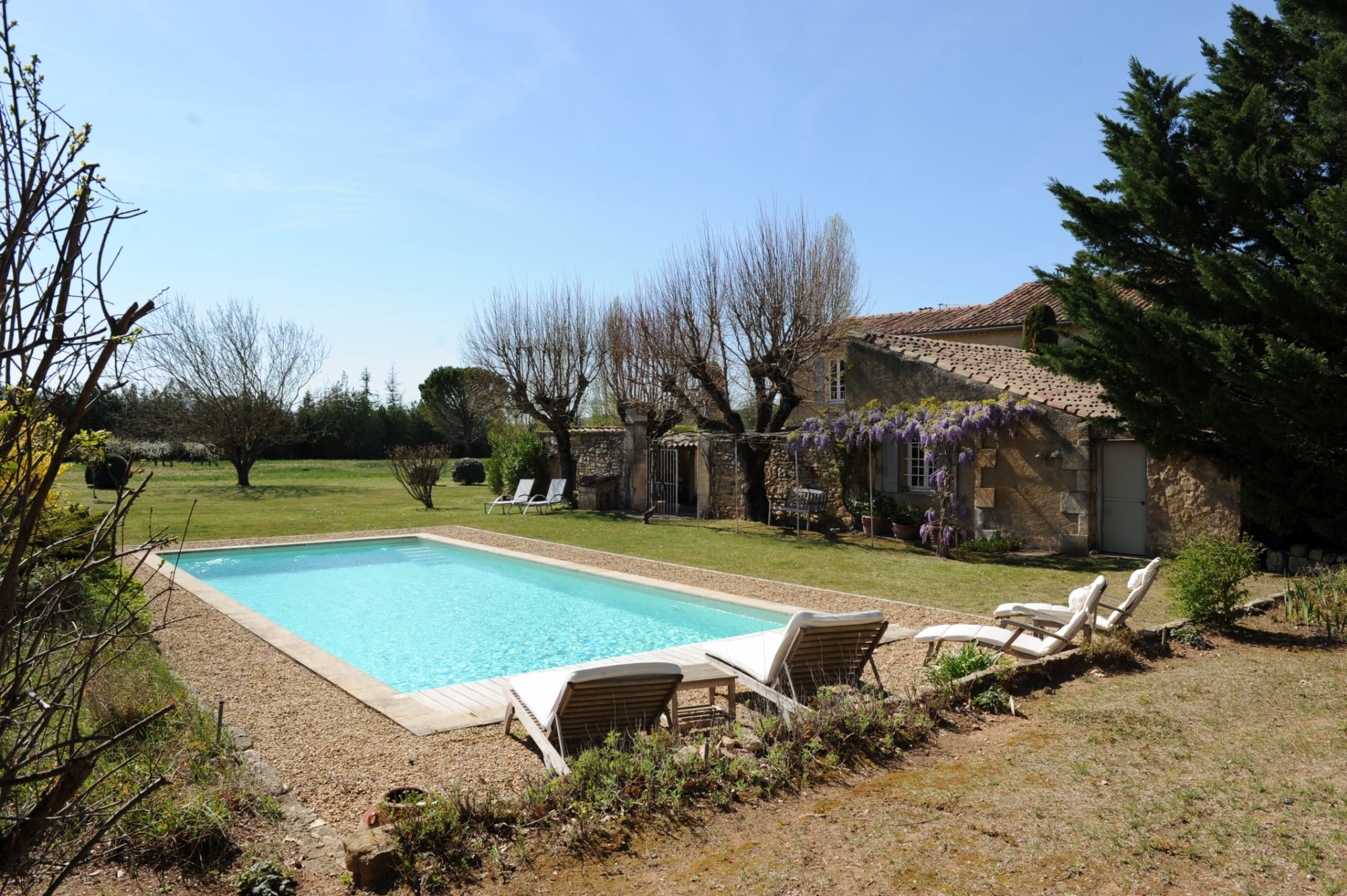 Maison avec piscine et vue à vendre dans le Luberon