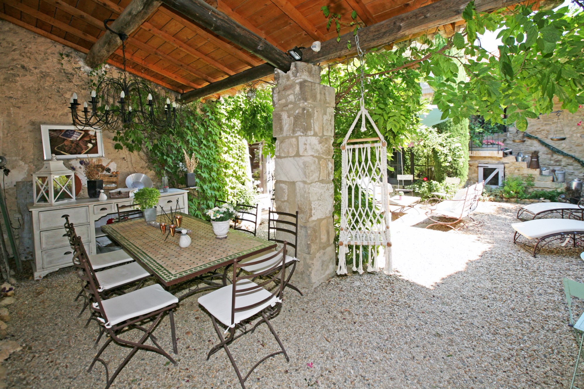 propriété proche d'un agréable village du Luberon   