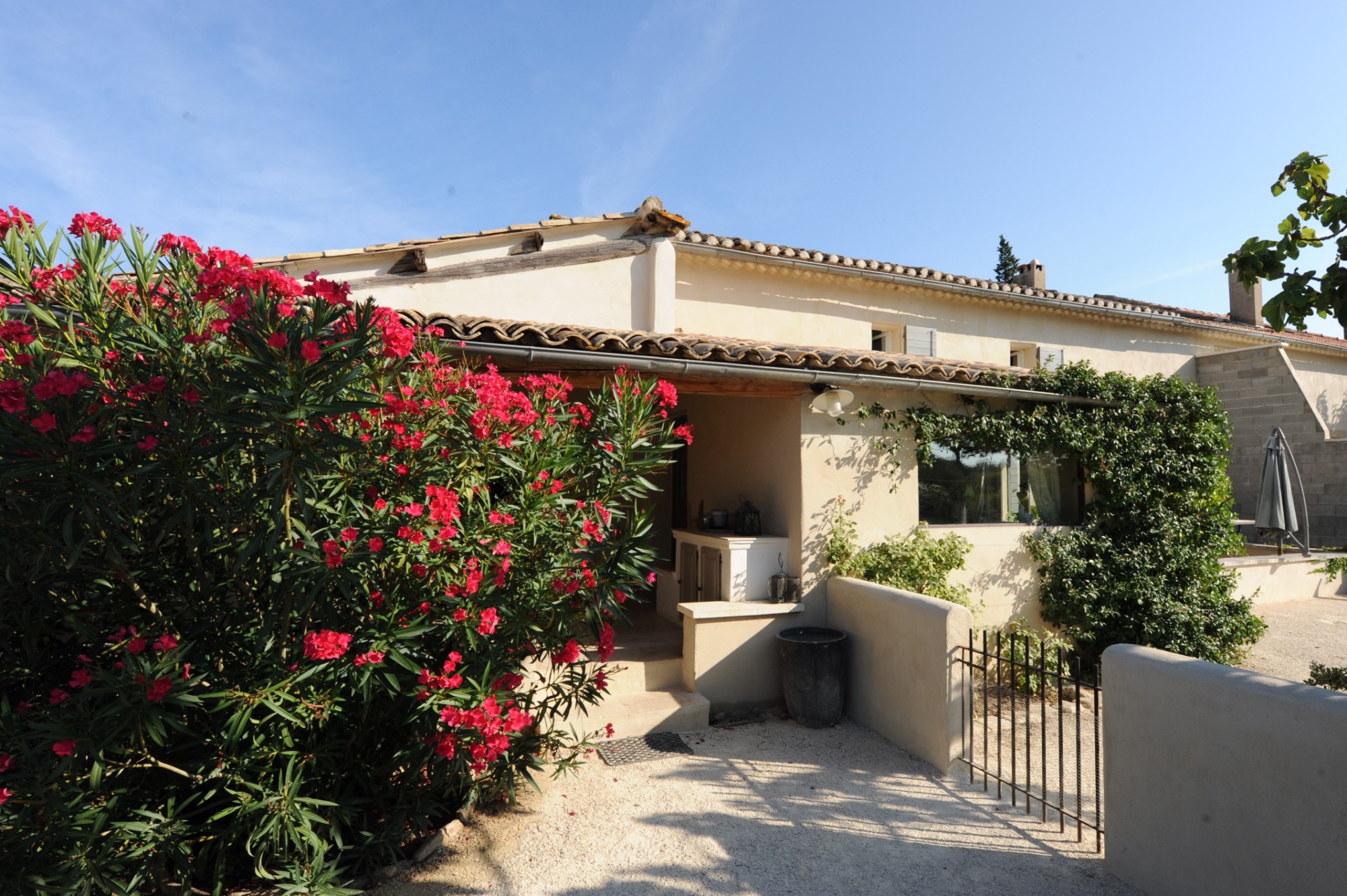 Maison à vendre par ROSIER proche du Luberon