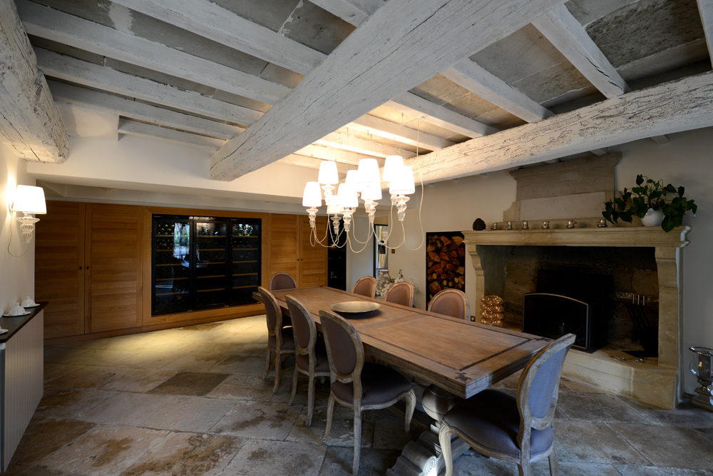 A vendre dans les Alpilles, entre St-Rémy-de-Provence et Avignon, mas rénové avec soin    