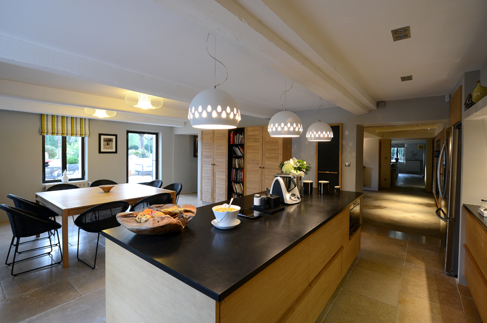 A vendre dans les Alpilles, entre St-Rémy-de-Provence et Avignon, mas rénové avec soin    