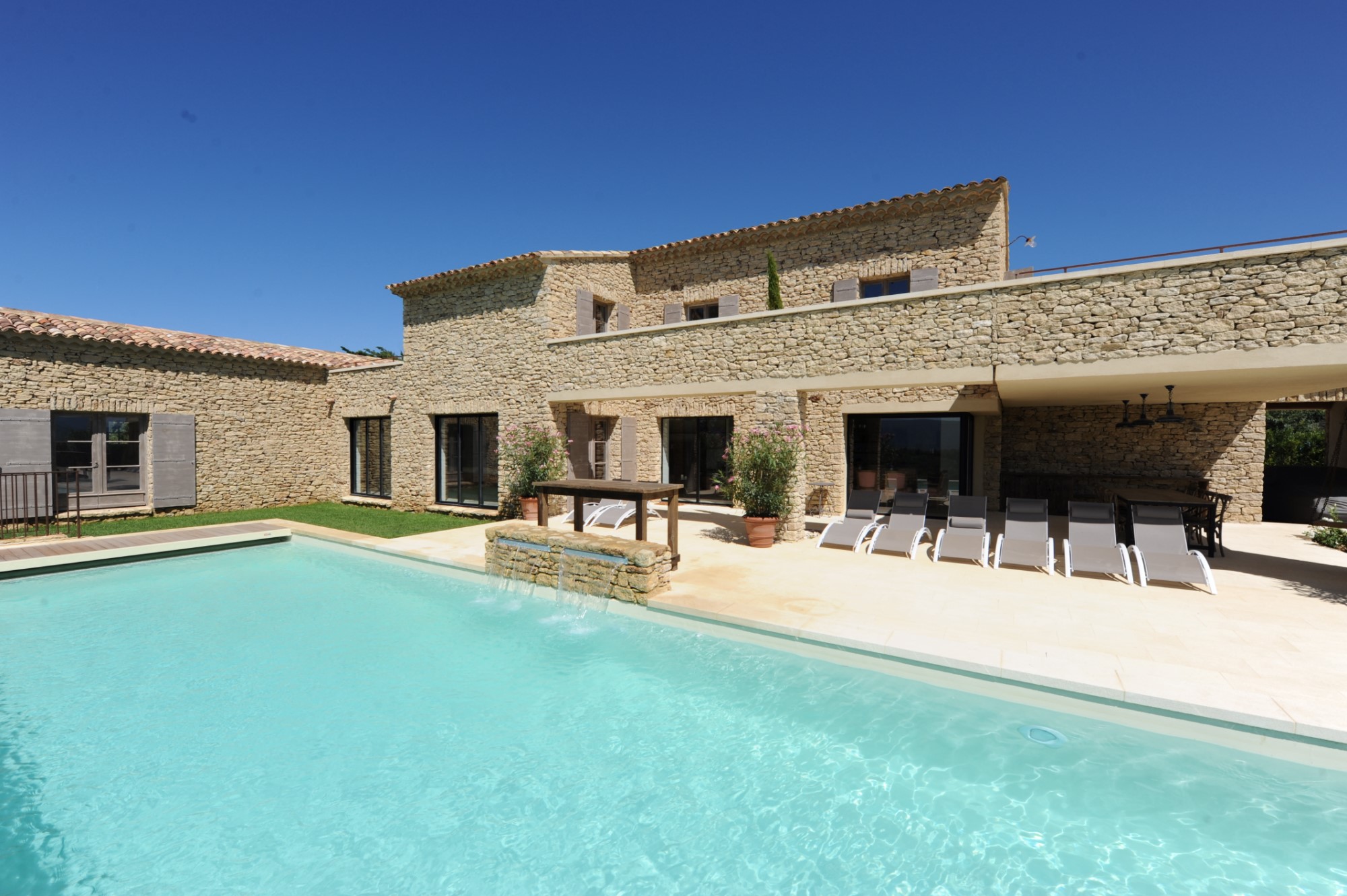 Maison rénovée à vendre à Gordes