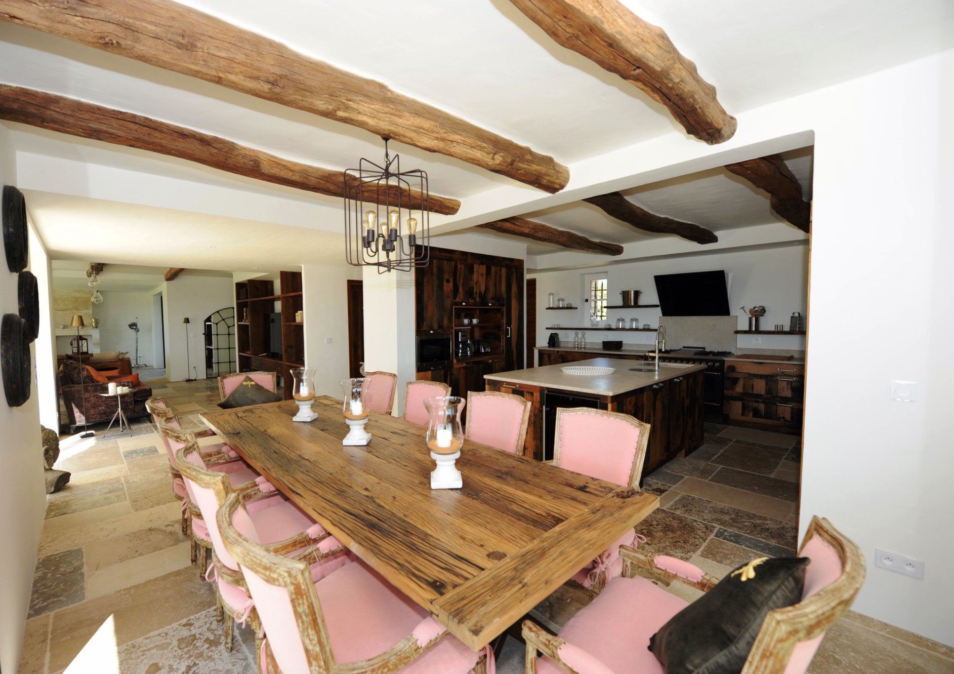 Maison rénovée à vendre à Gordes par ROSIER