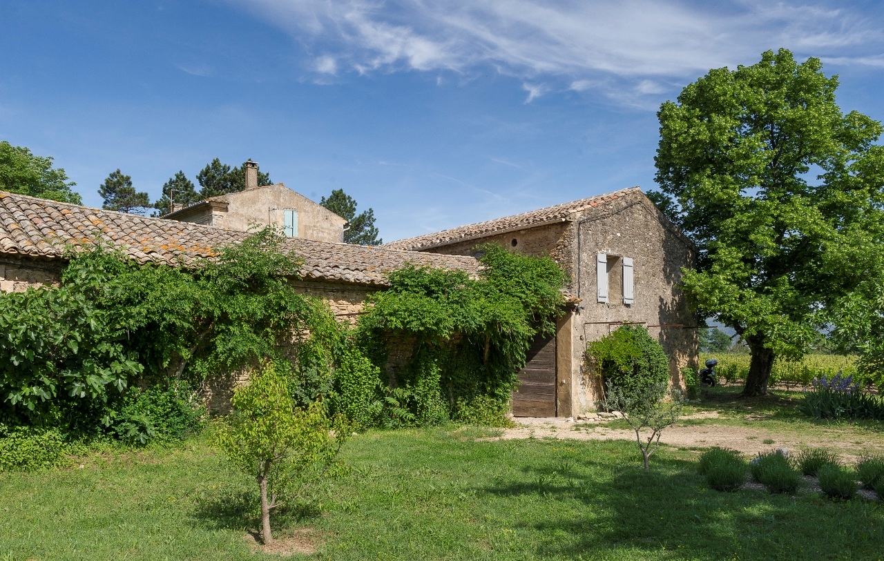 Maison restaurée avec goût à vendre en Luberon