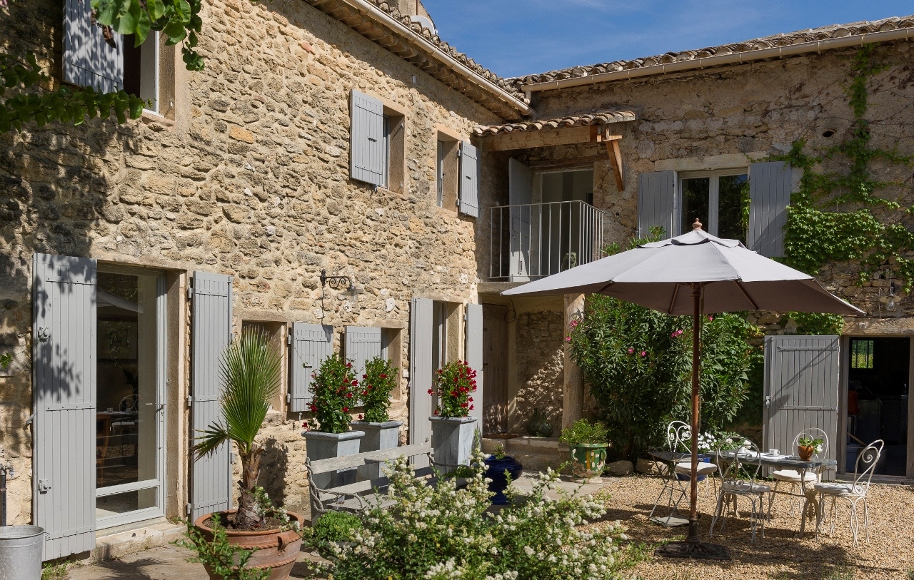 Mas restauré avec goût à vendre en Provence