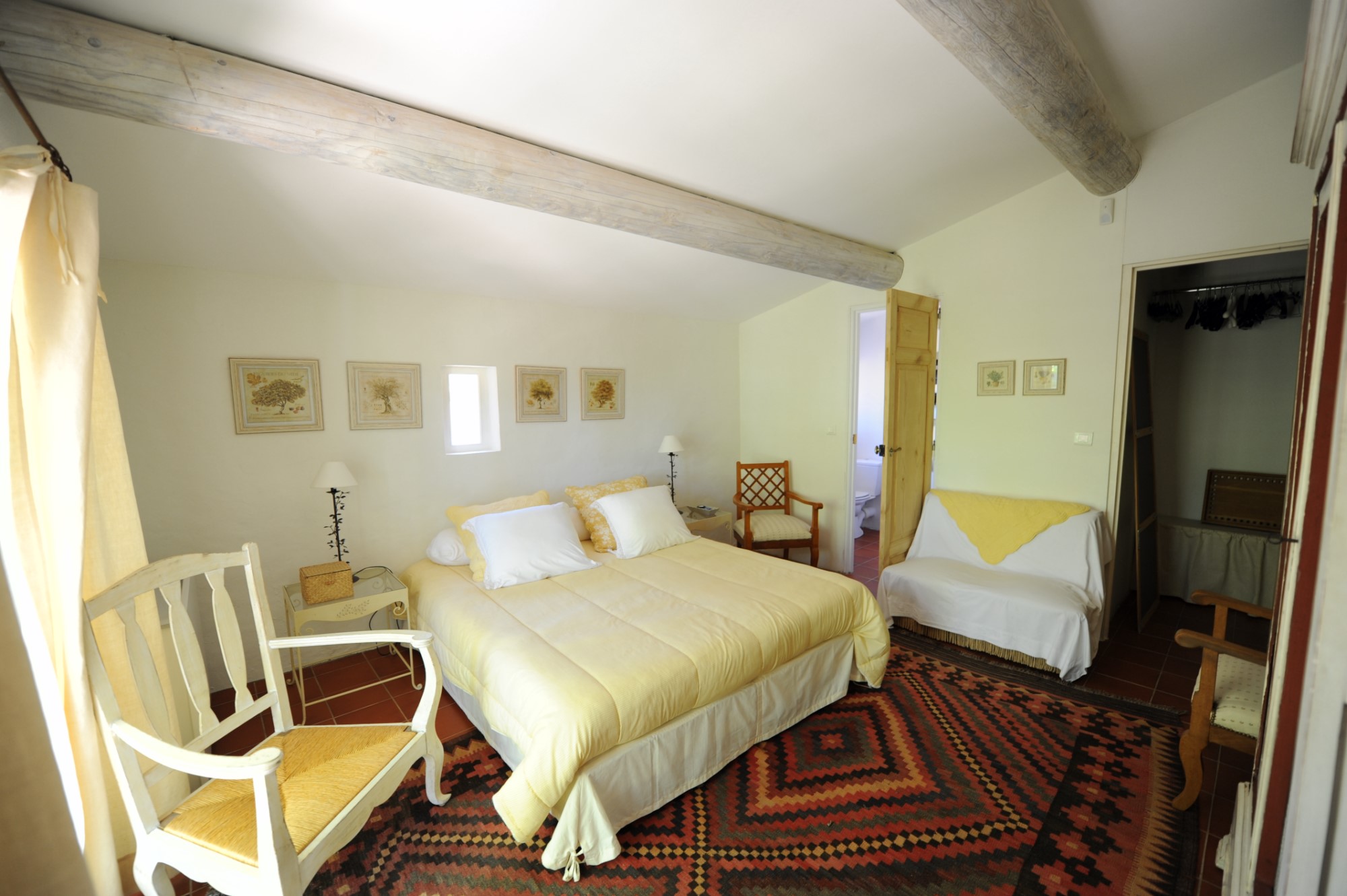 Bastide Provençale avec piscine à vendre au coeur du Luberon   