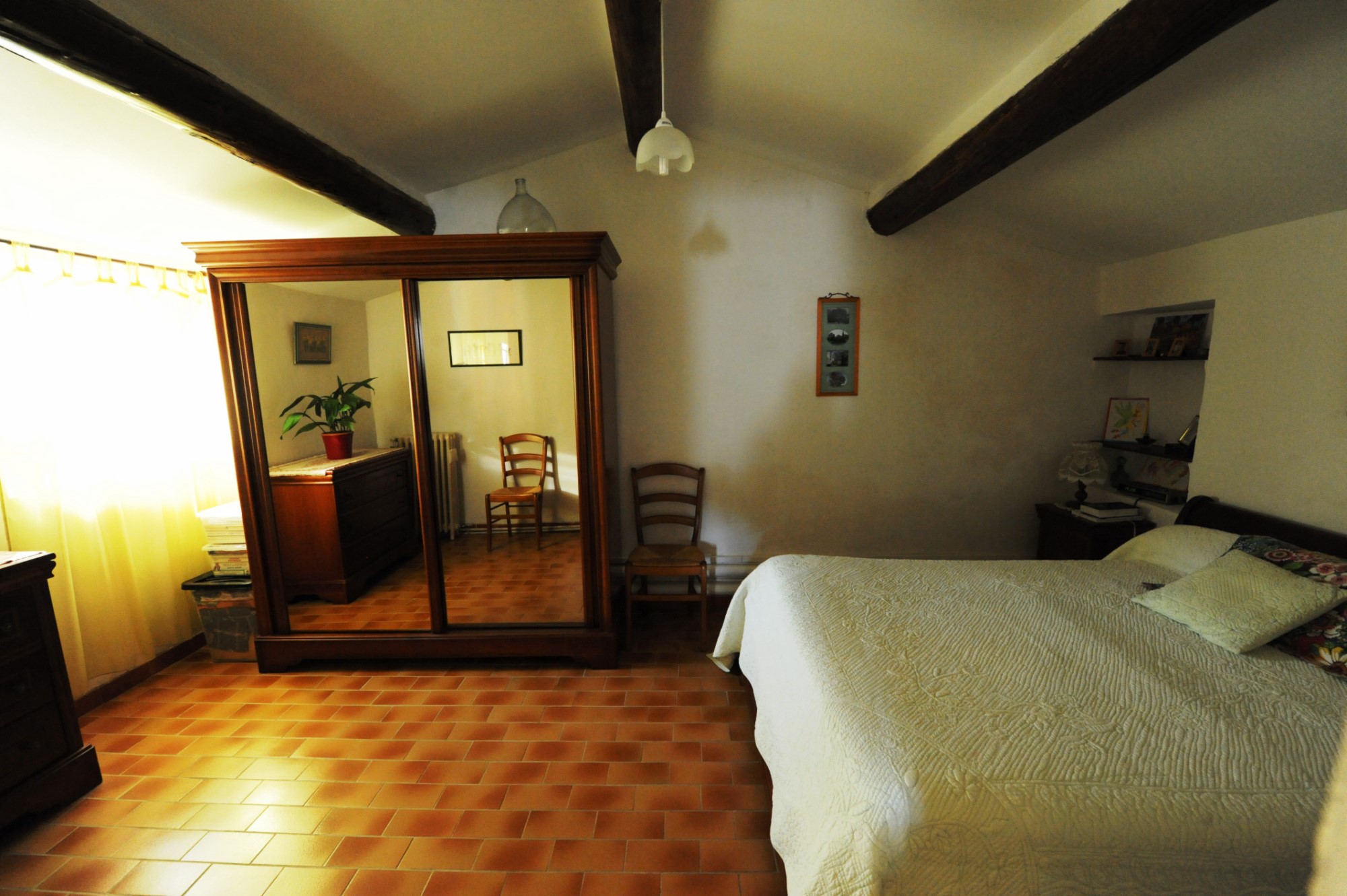 Maison de hameau avec belle vue à vendre au coeur du Luberon   