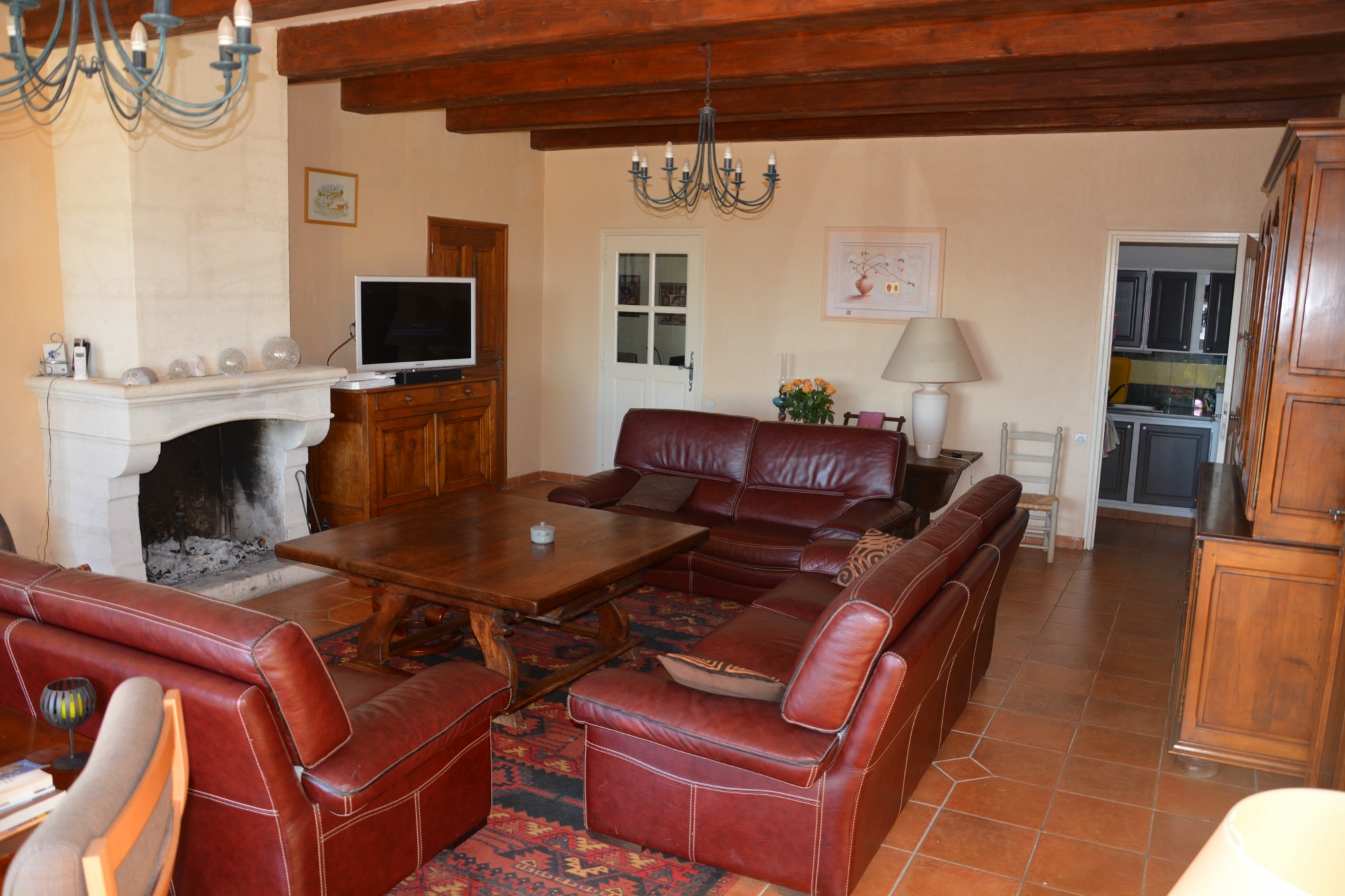 A vendre en Provence, bastide avec dépendances et vue dominante sur le Luberon    