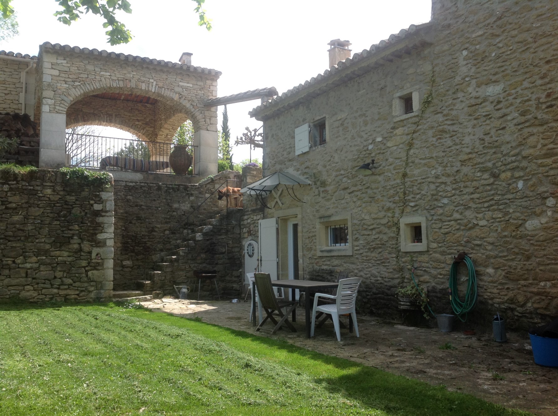 Maison de hameau au calme en Provence