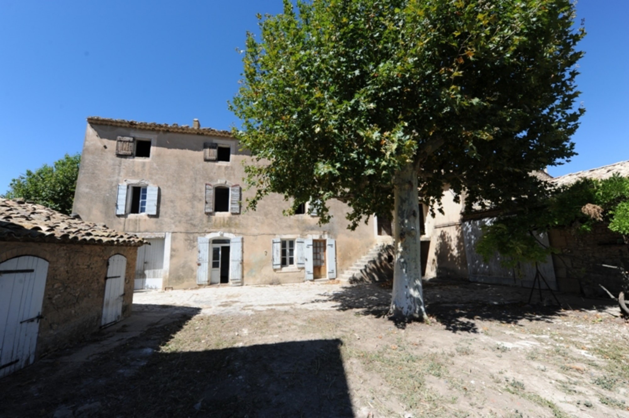Propriété à restaurer au coeur du Luberon
