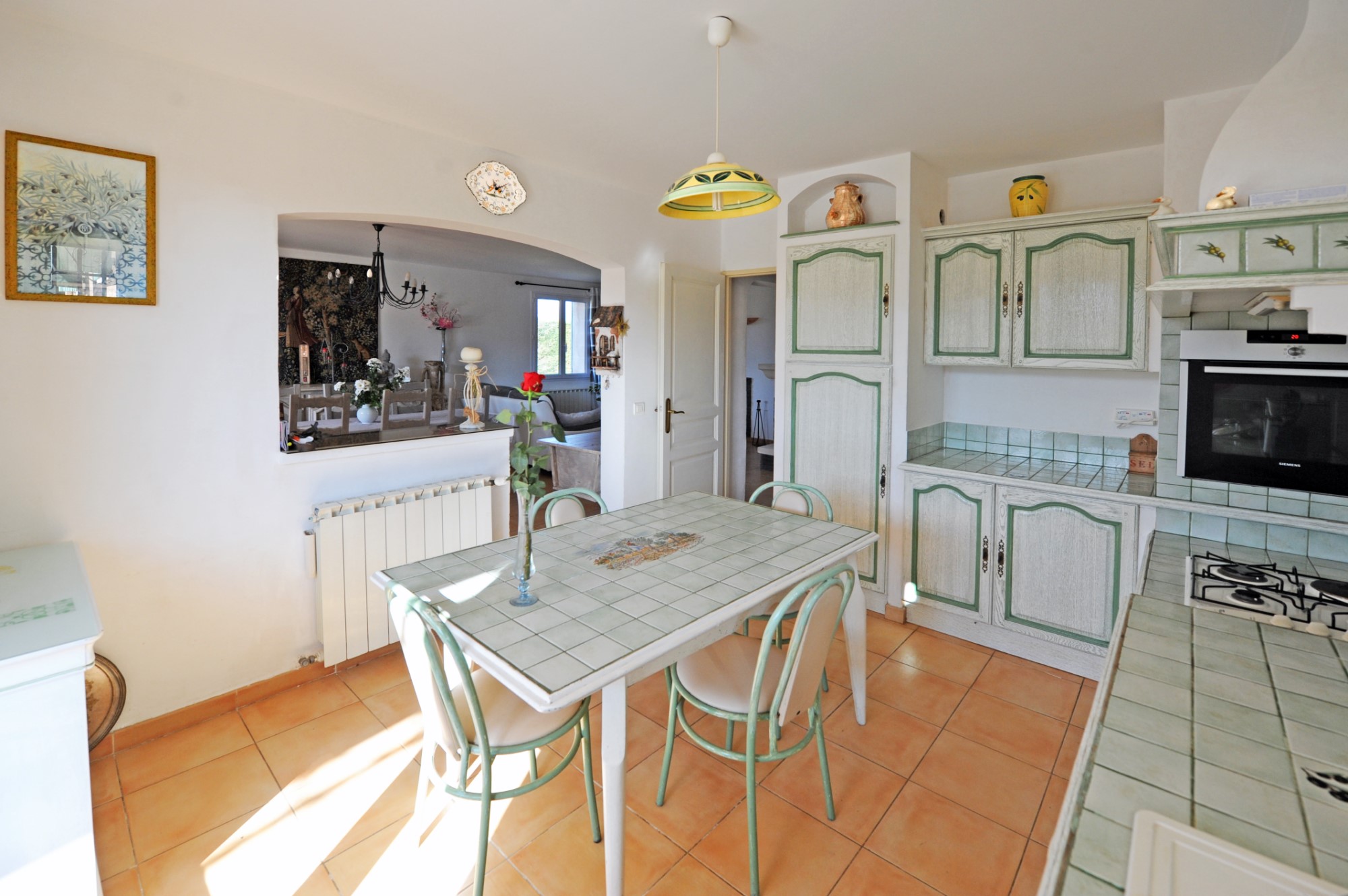 A vendre au coeur du Luberon, villa avec piscine et vue sur le Luberon   