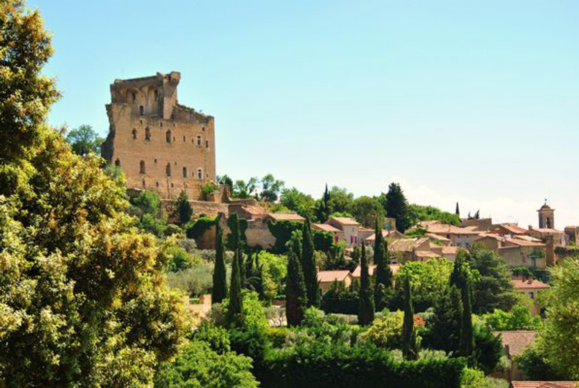 Maison de village rénovée à vendre au cœur de Châteauneuf-du-Pape    