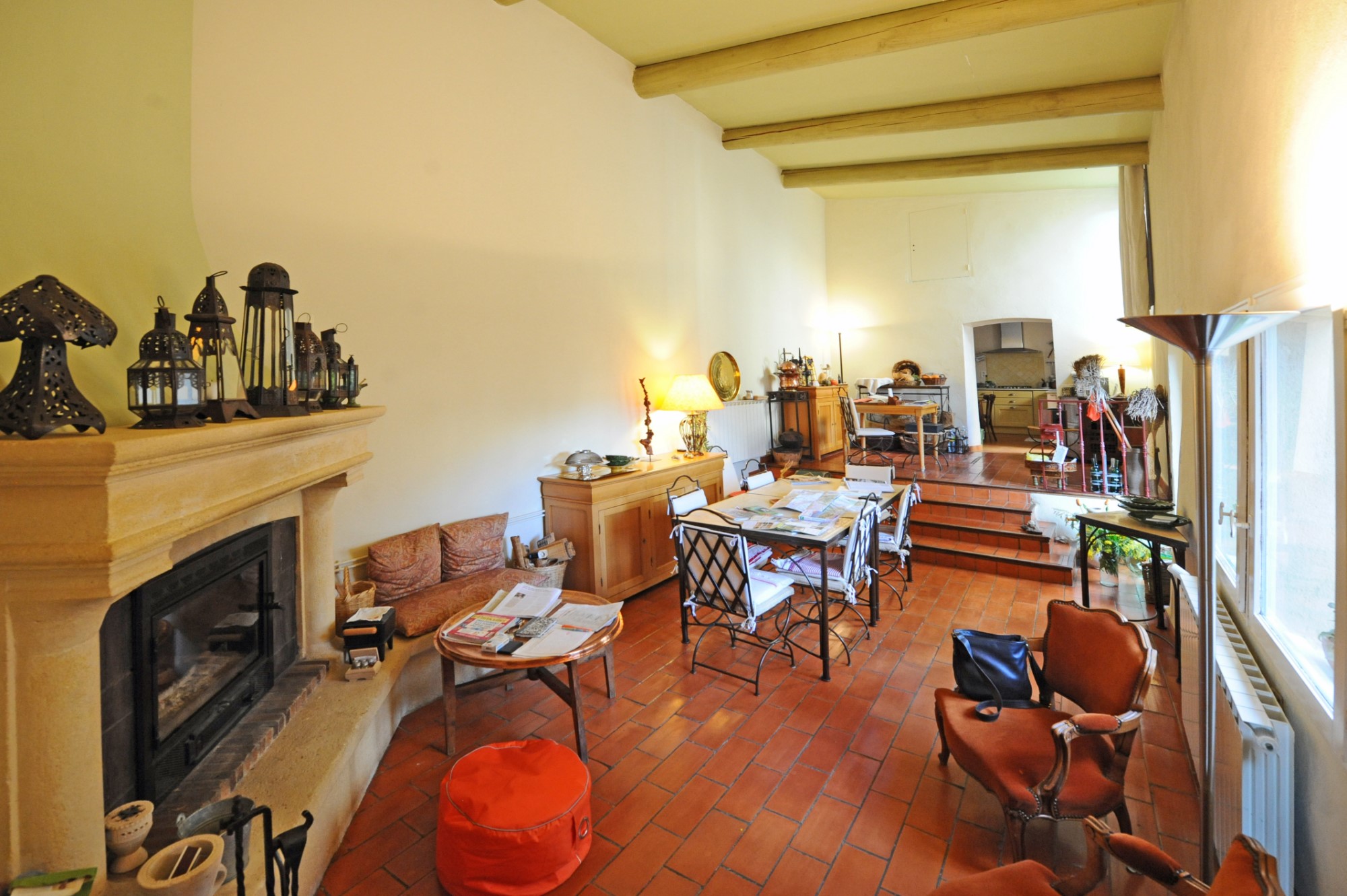 A vendre dans le Luberon, maison de hameau avec jardin    