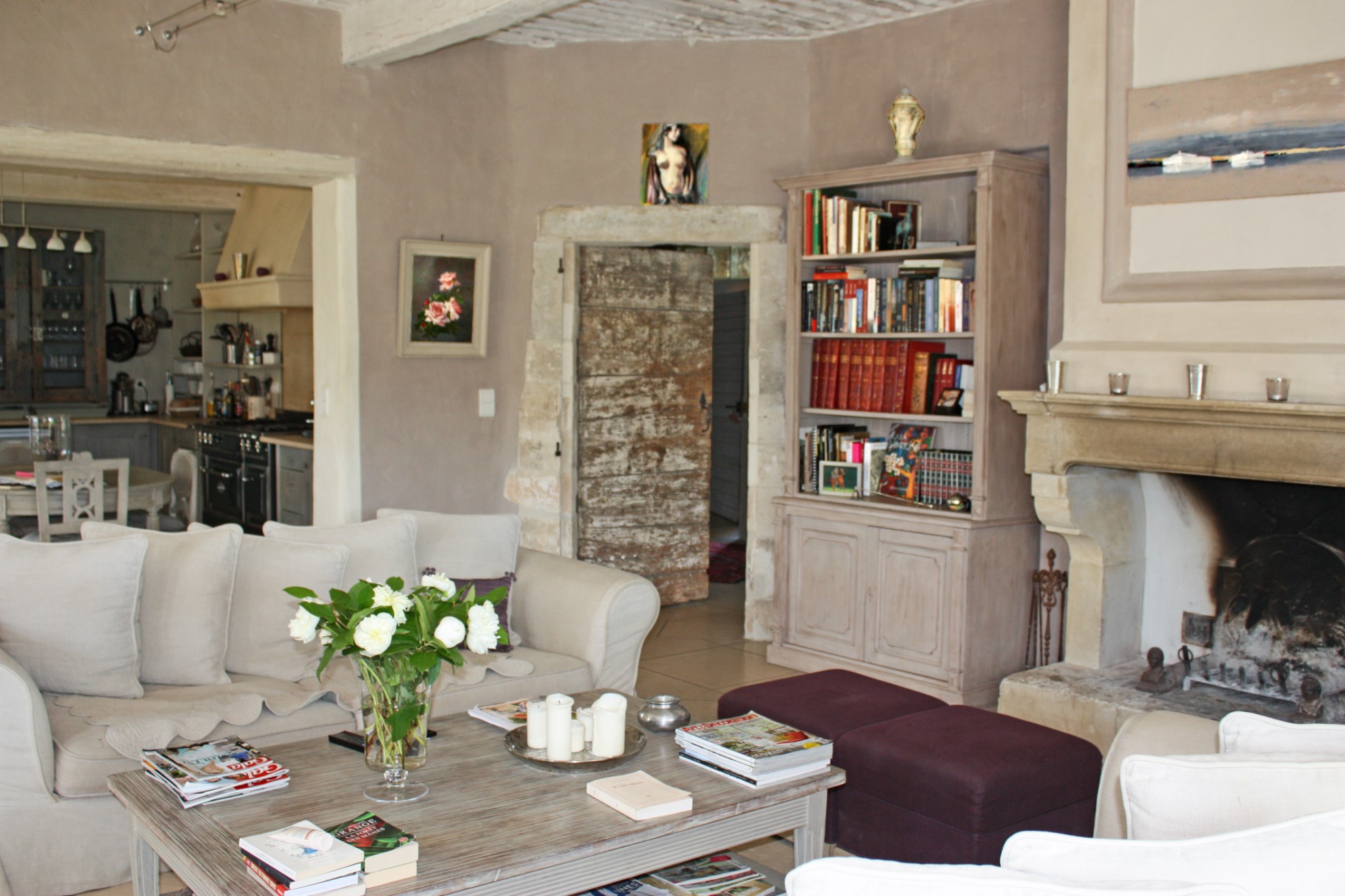 Grande maison de famille sur un oppidum avec vue,    en vente en Luberon