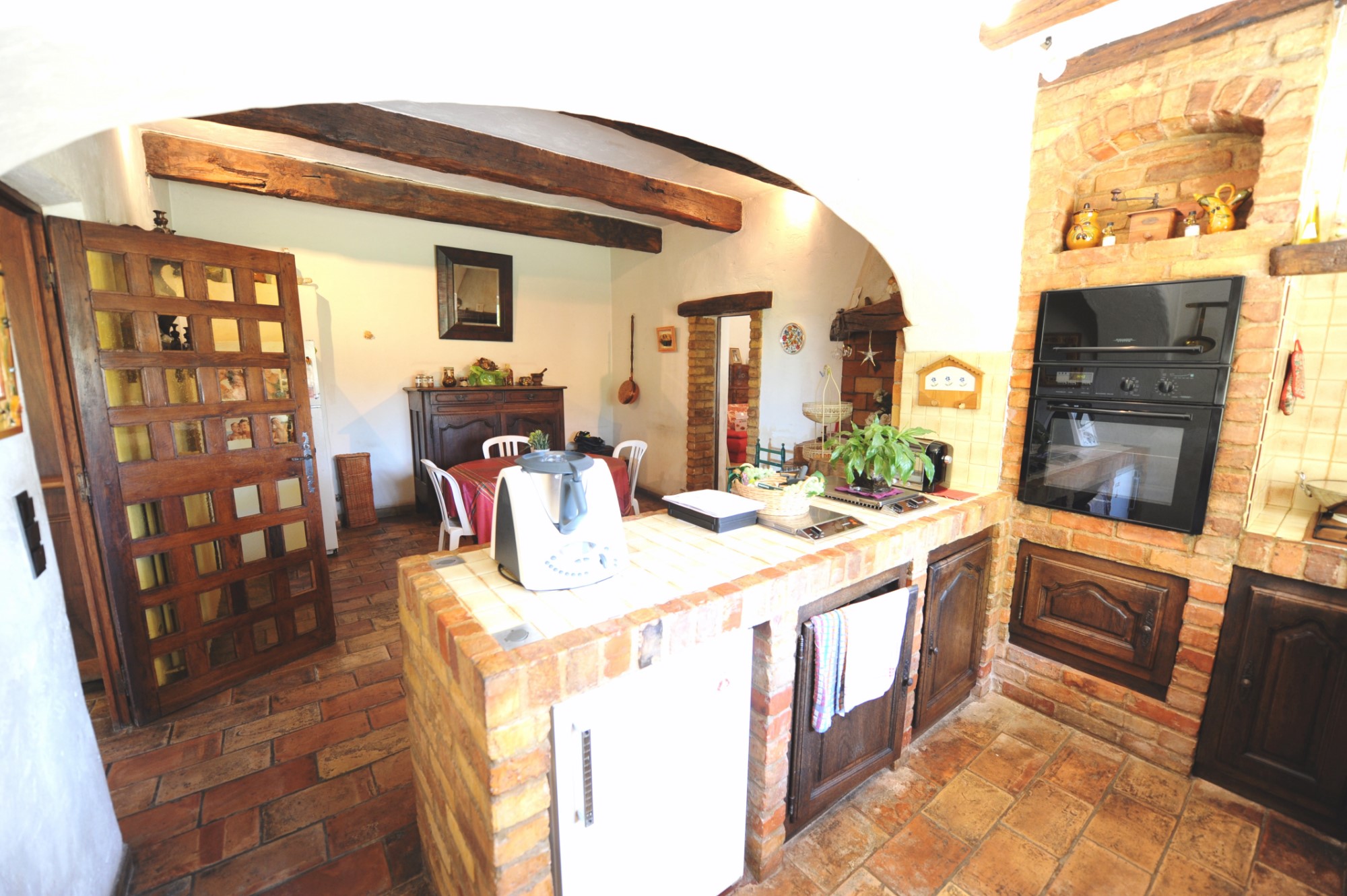 A vendre aux portes du Luberon, beau mas en pierres restauré et agrandi   