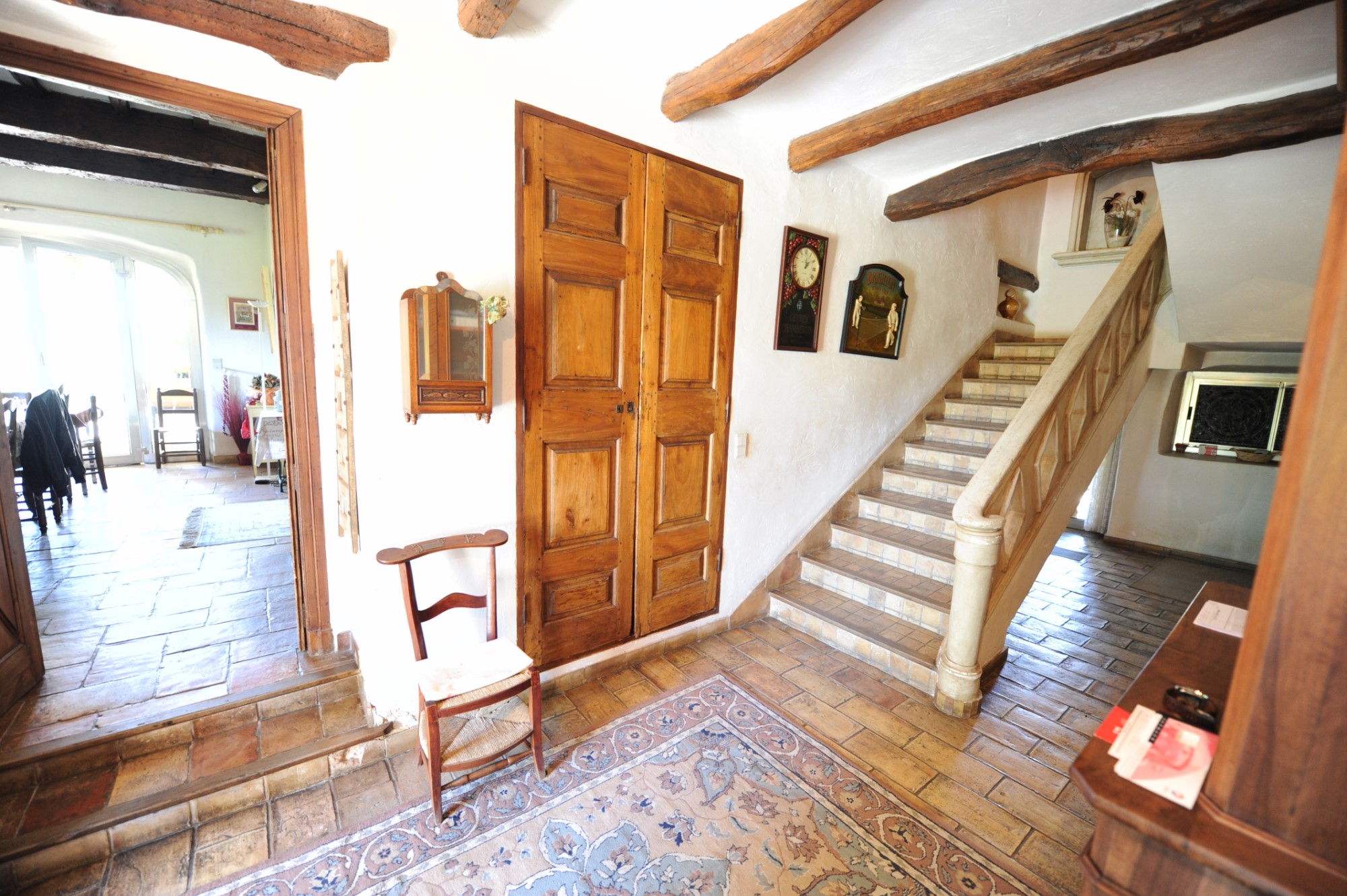 A vendre aux portes du Luberon, beau mas en pierres restauré et agrandi   