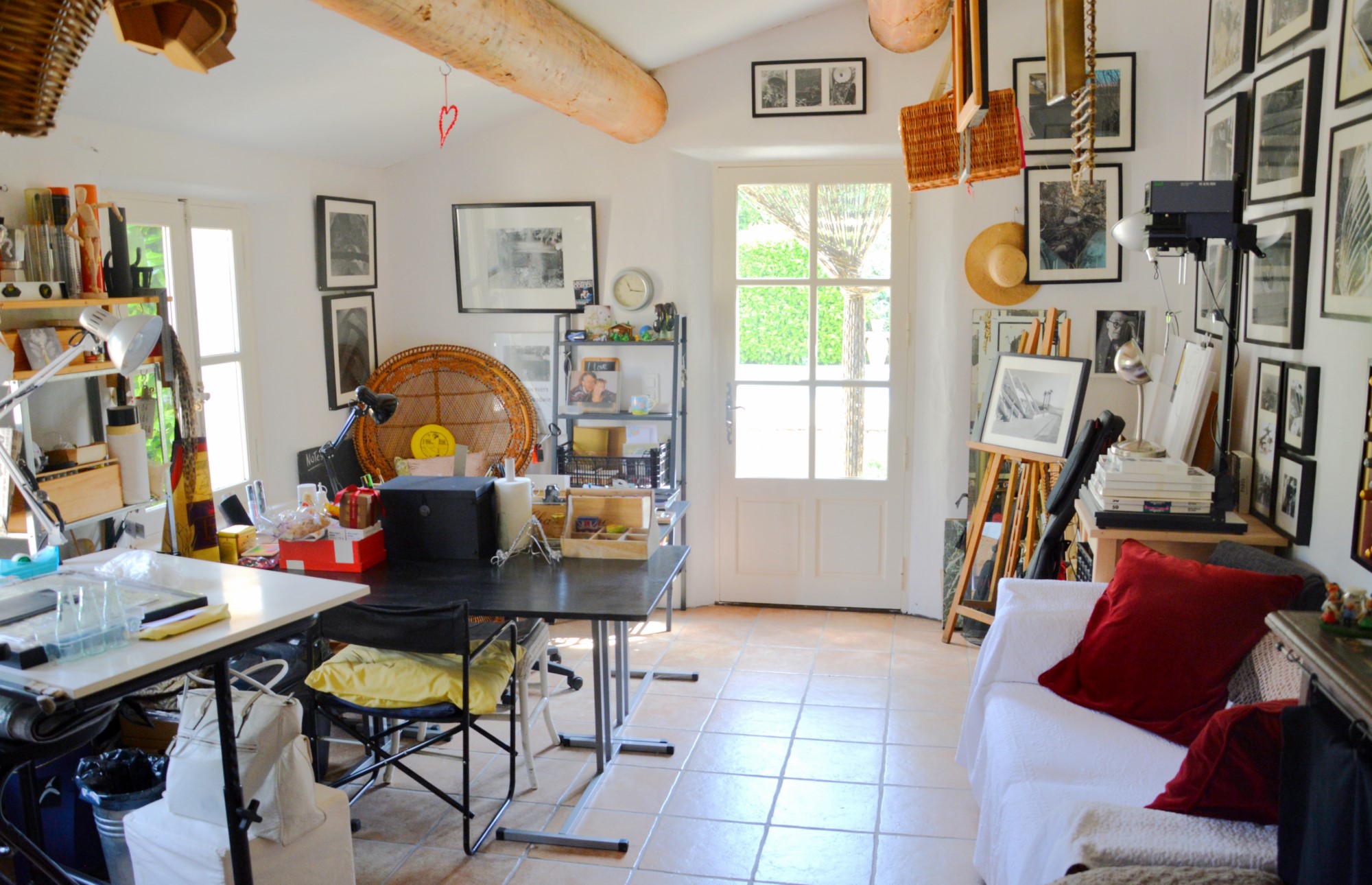 Villa moderne avec piscine à vendre dans le Parc du Luberon   