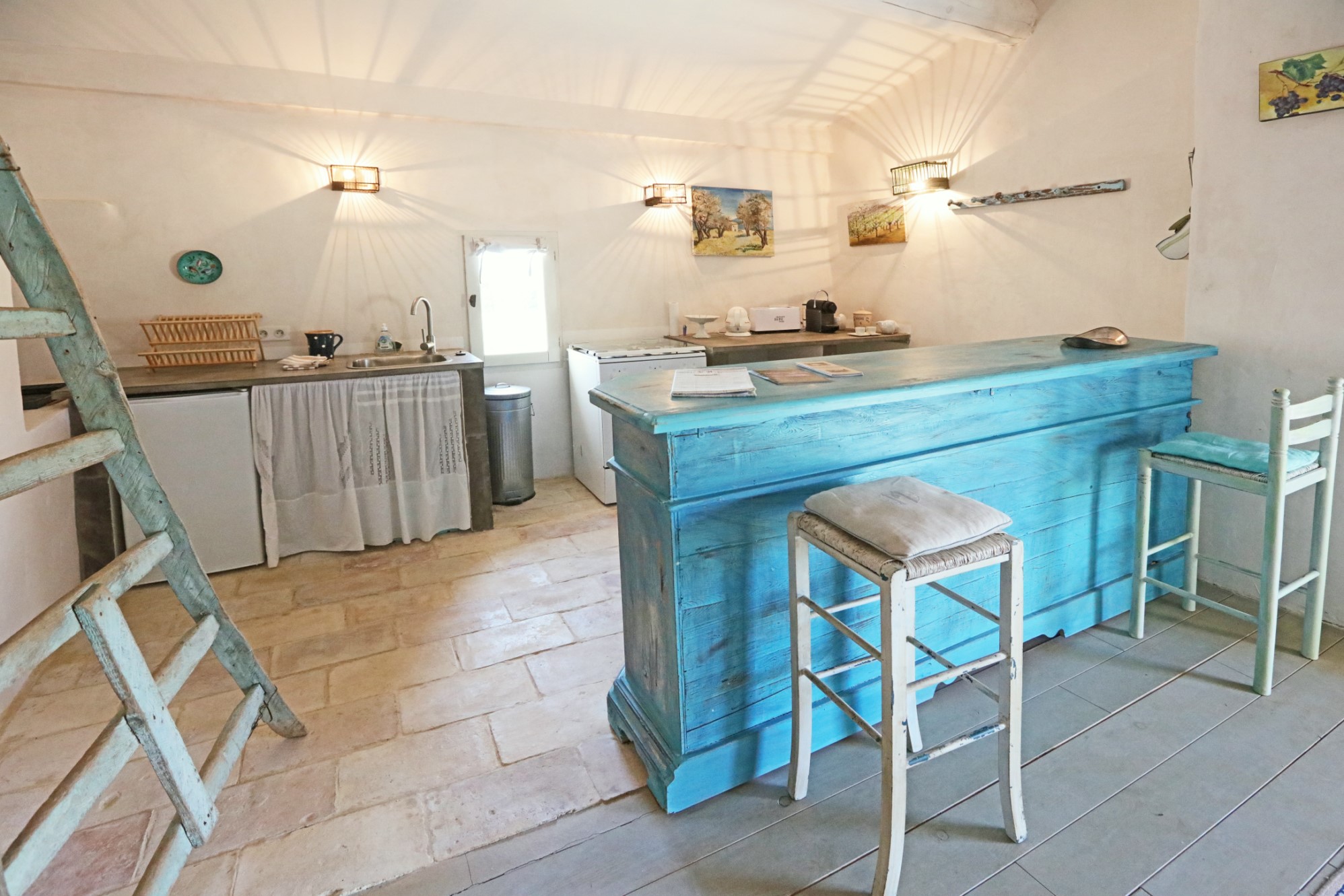 A vendre au cœur du Luberon, ancien mas restauré en belle campagne   