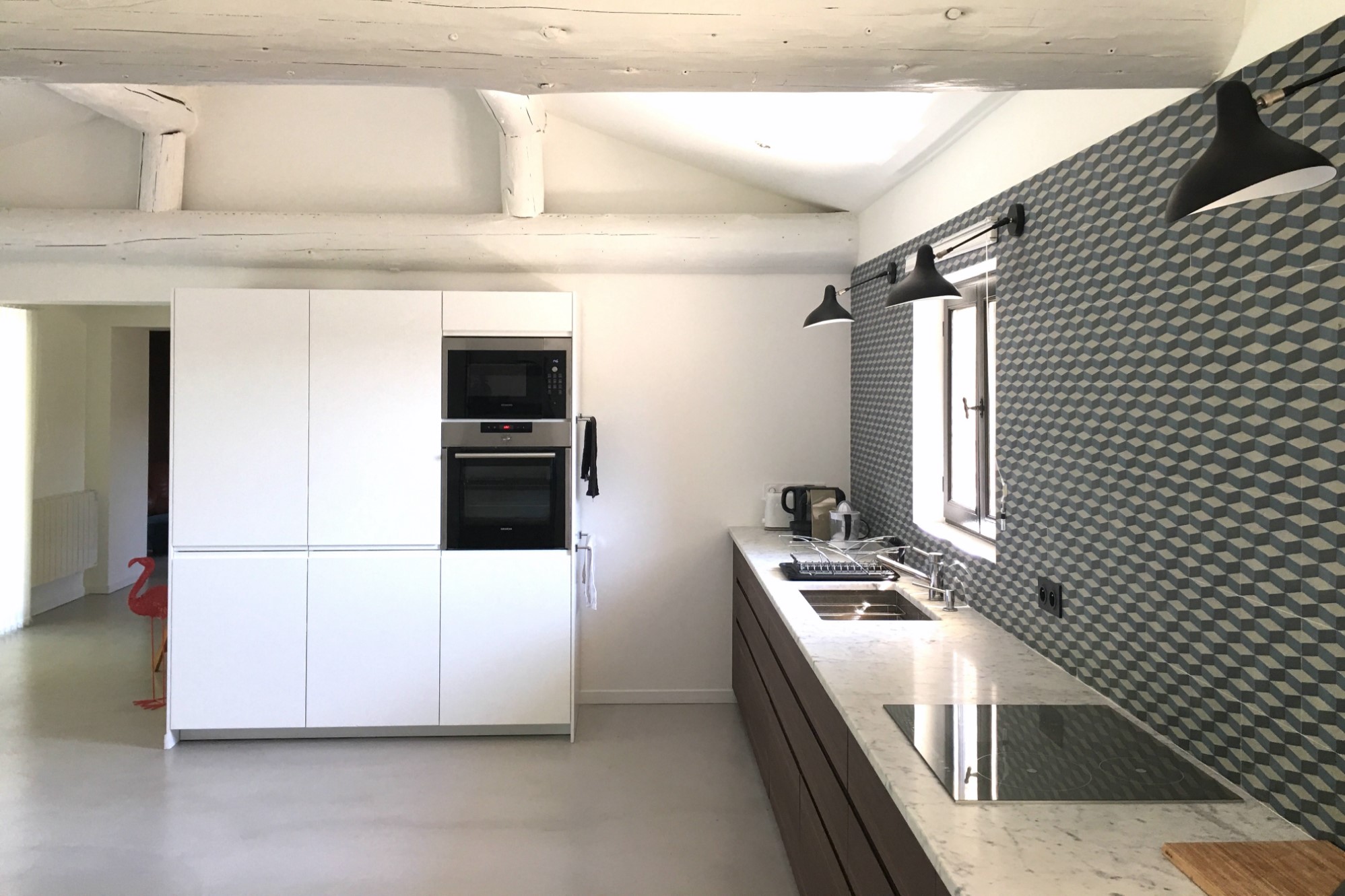 Propriété à vendre à Gordes avec 7 chambres et piscine   